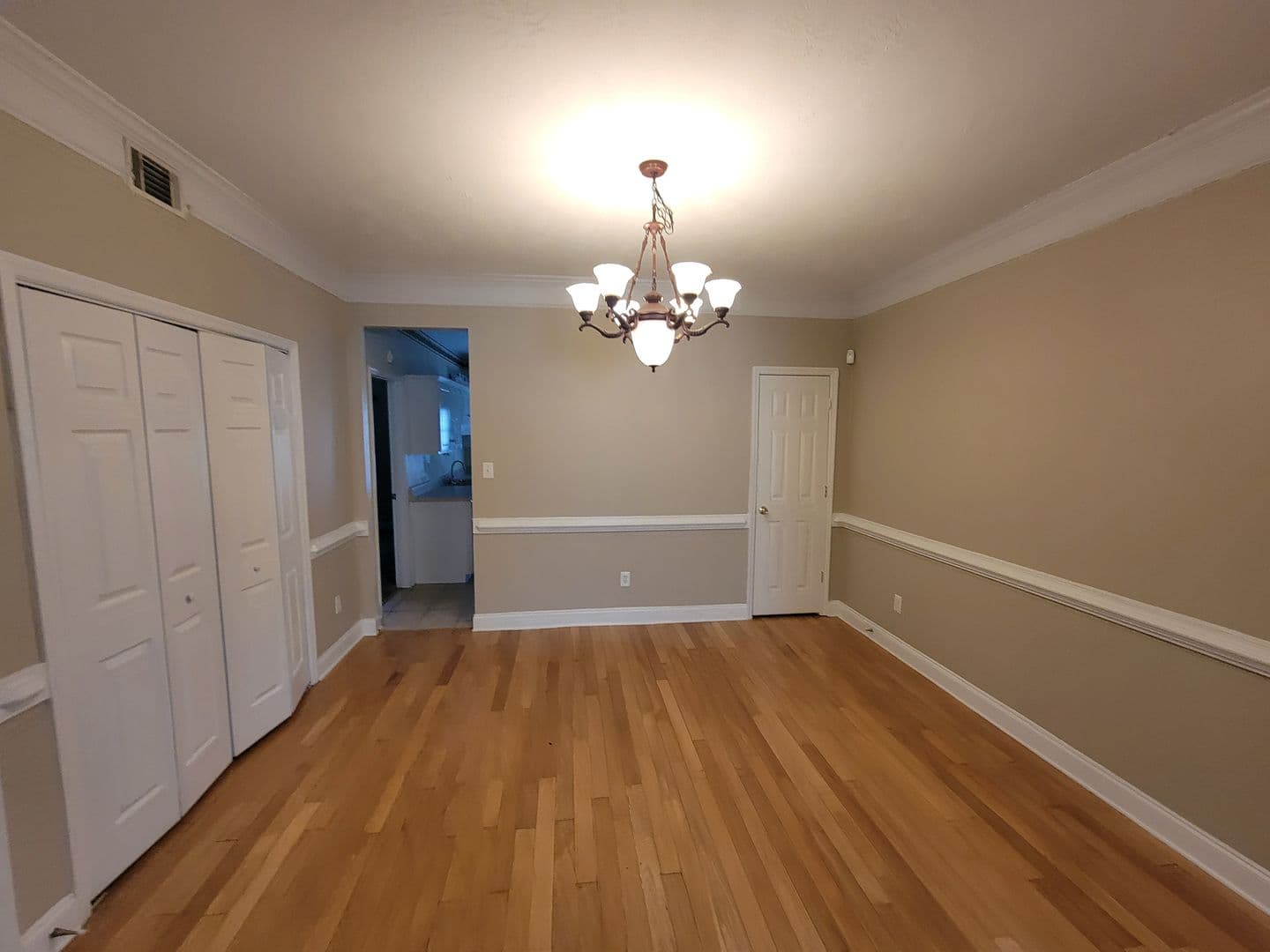 Martinez House: 211 Brook Court