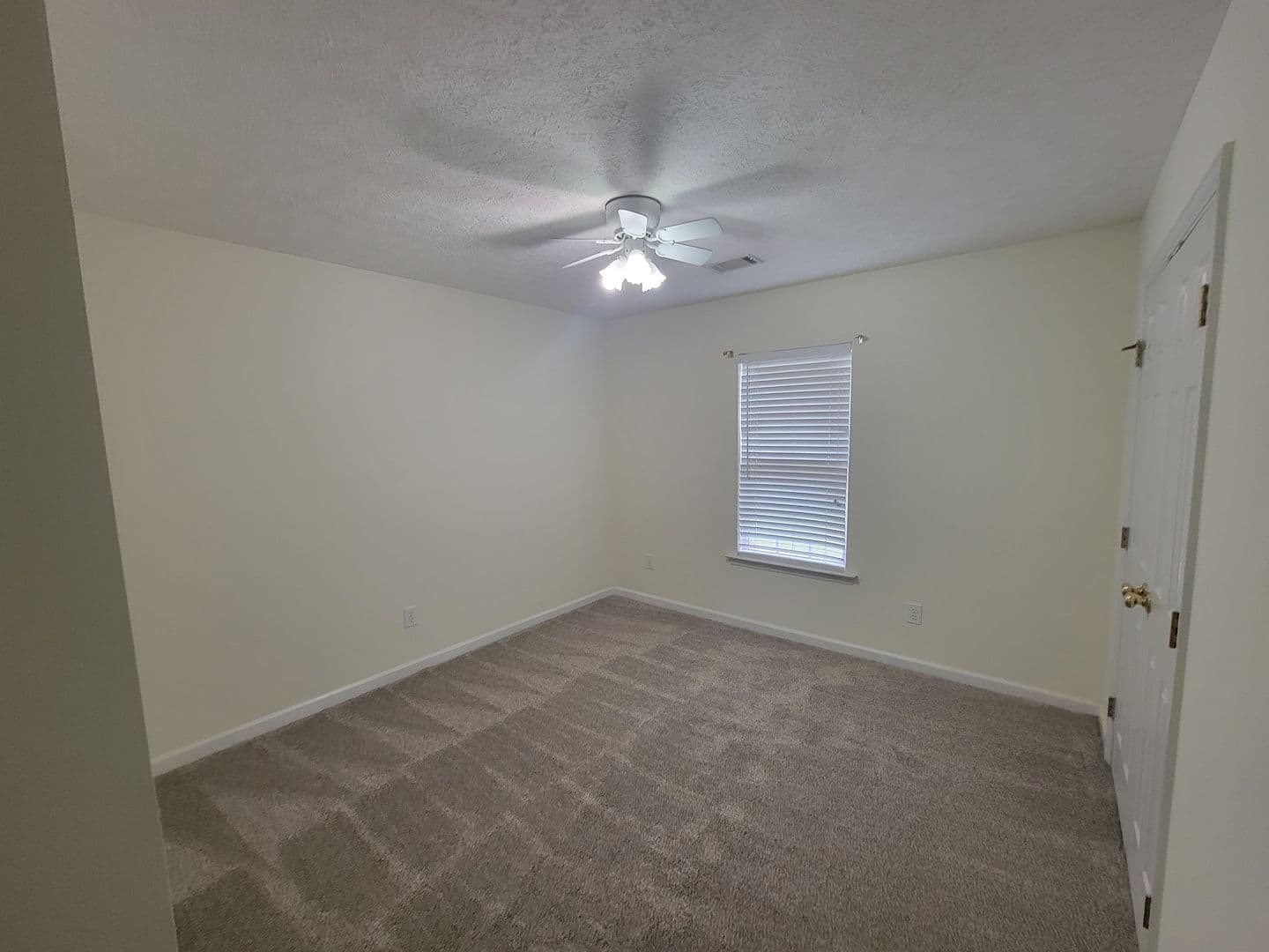 Evans House: 481 Connemara Trl