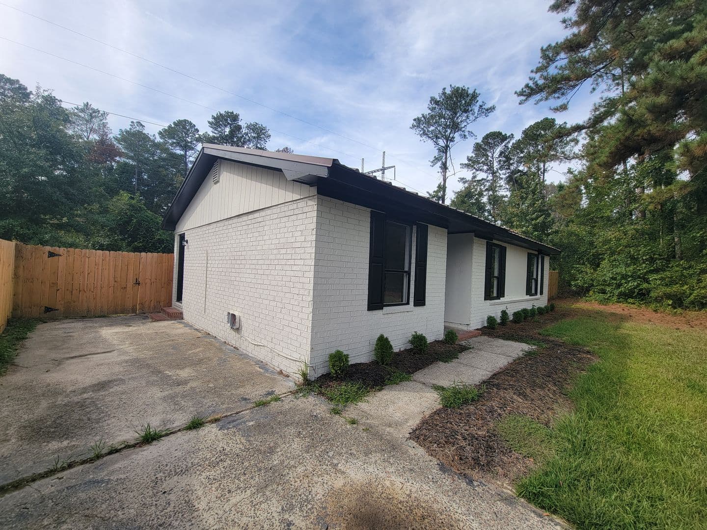 Augusta House: 3619 Abbey Road