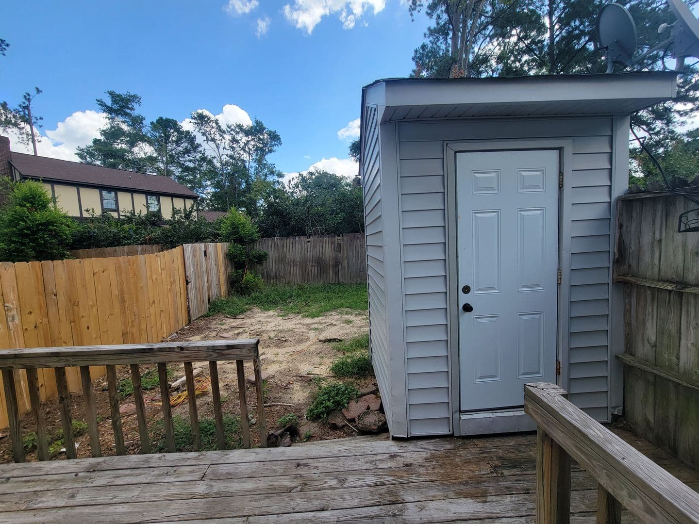 Augusta House: 2309 Creek View Dr