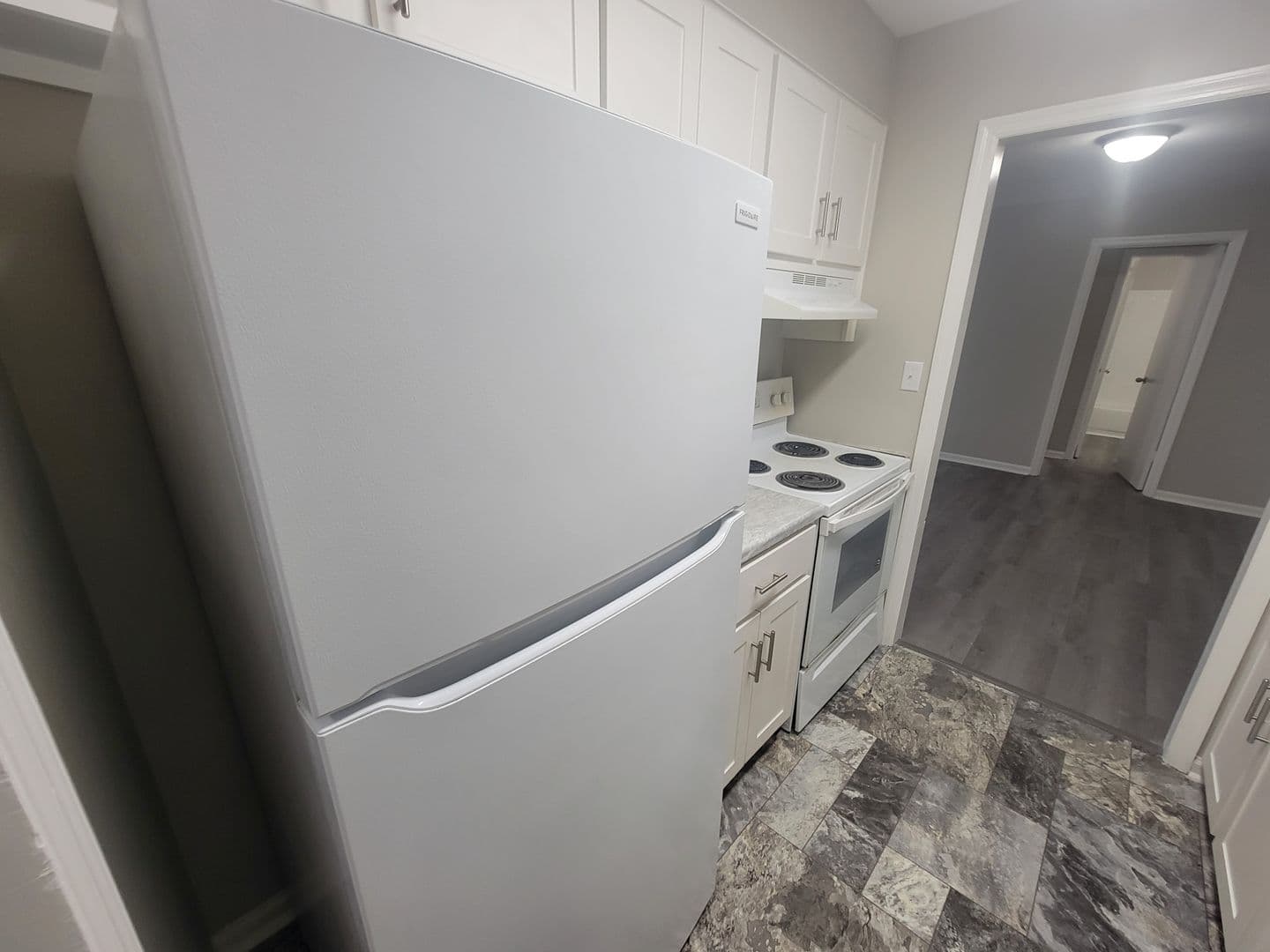Aiken Apartment: 1546 Hamilton Dr - 202