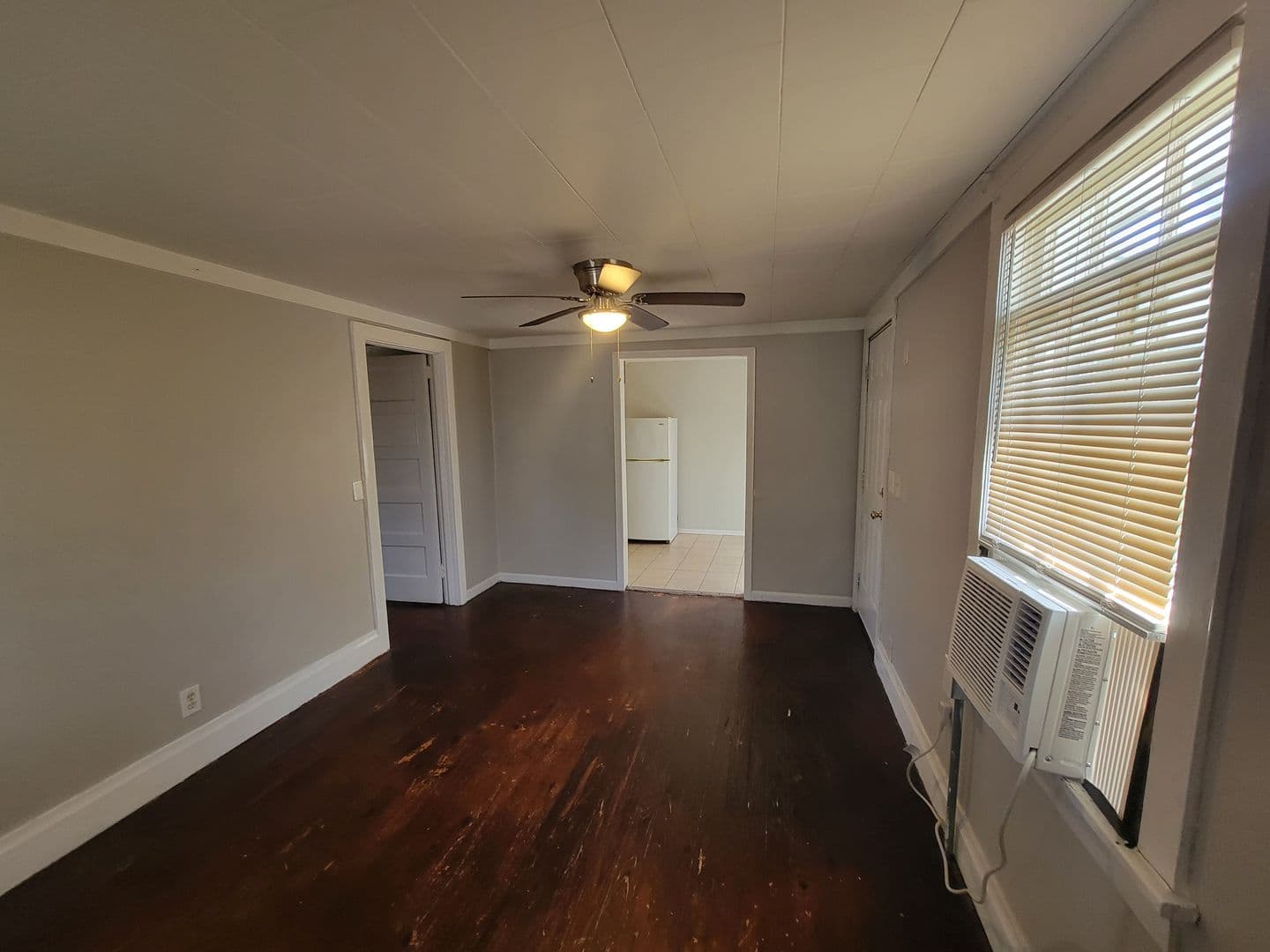 Augusta Apartment: 1951 Barnes Rd