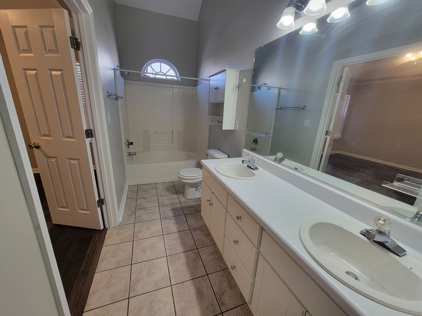 Evans House: 117 Palmer Ct