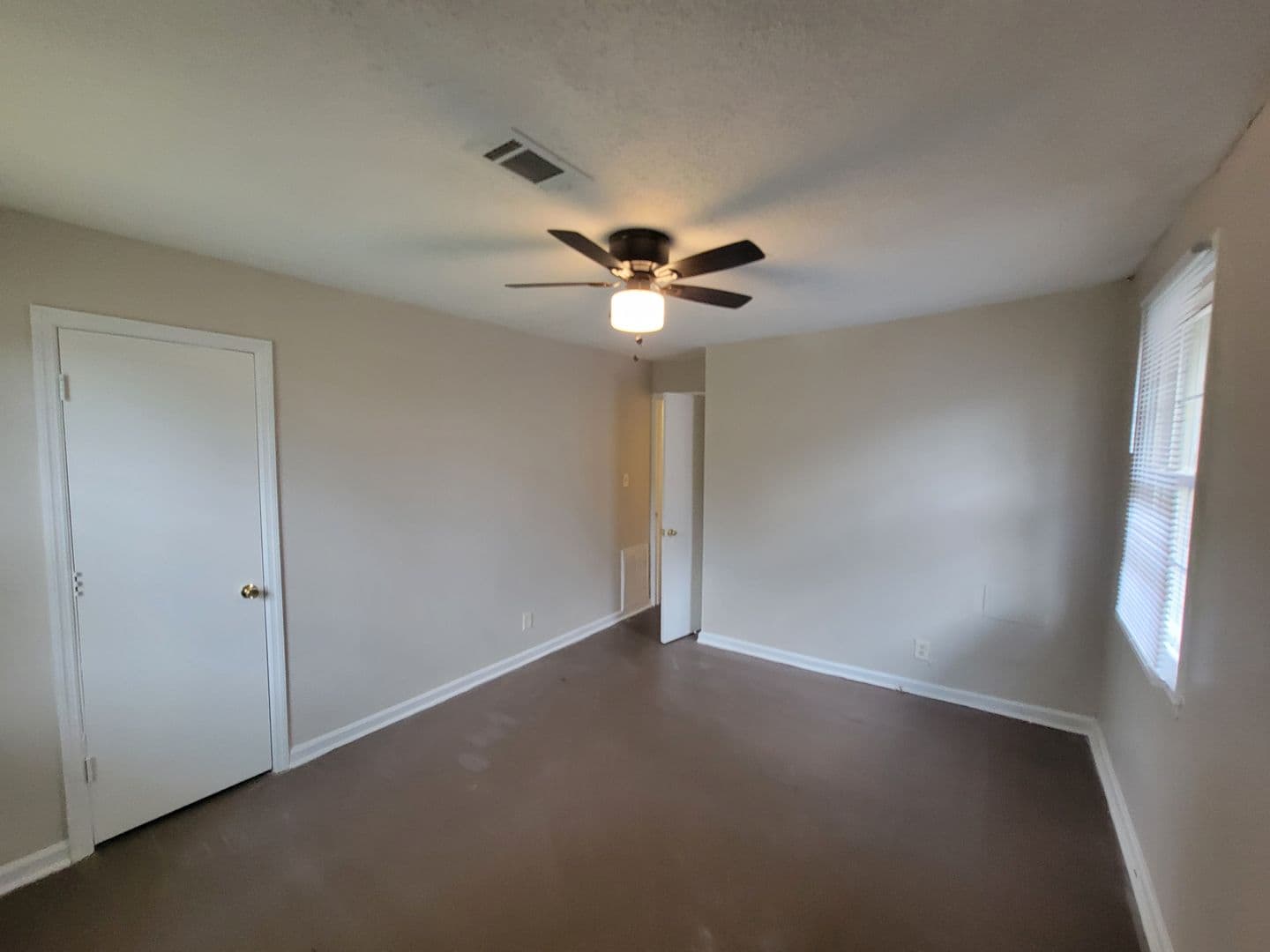 Augusta House: 2111 Dyer Street
