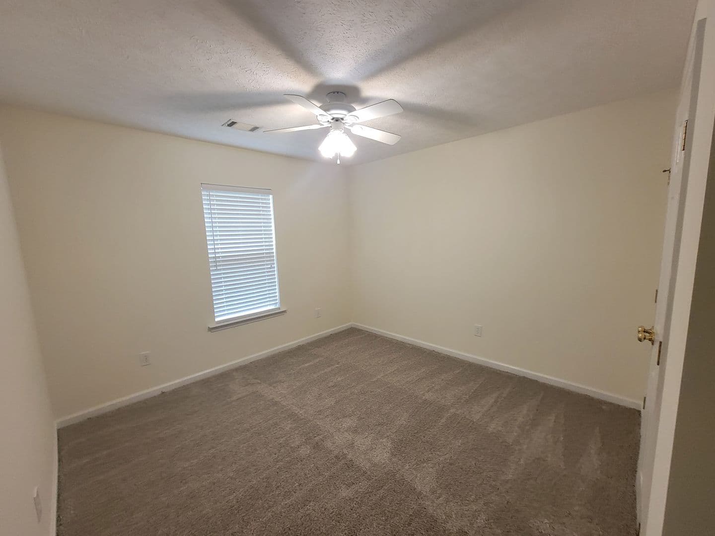 Evans House: 481 Connemara Trl