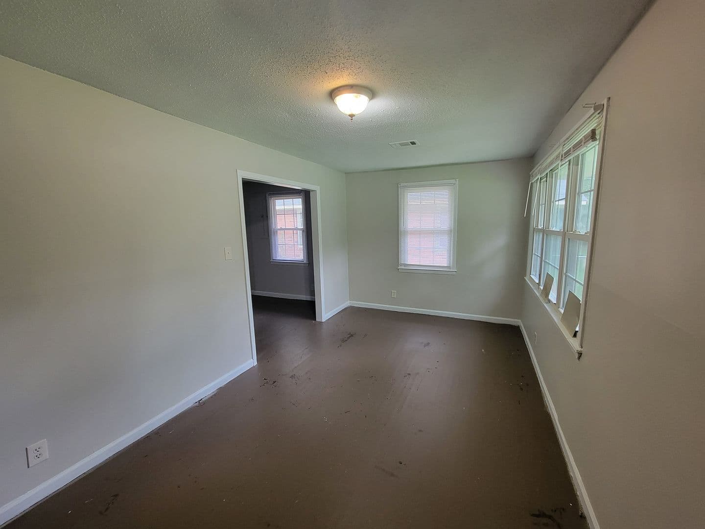Augusta House: 2111 Dyer Street