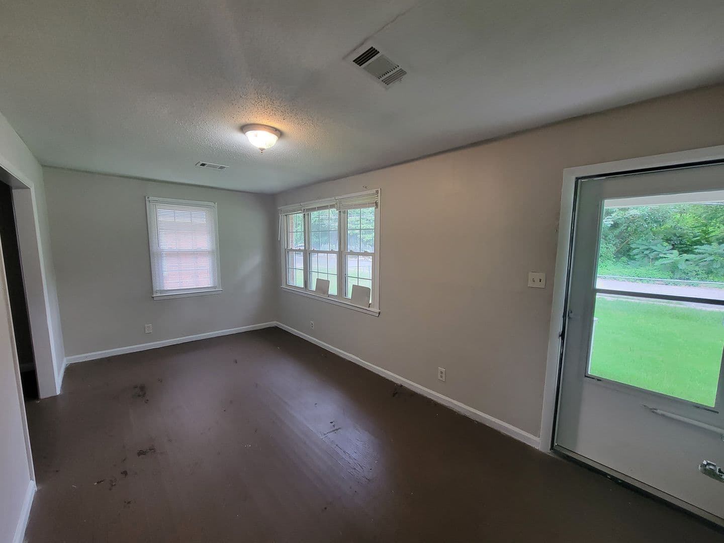 Augusta House: 2111 Dyer Street