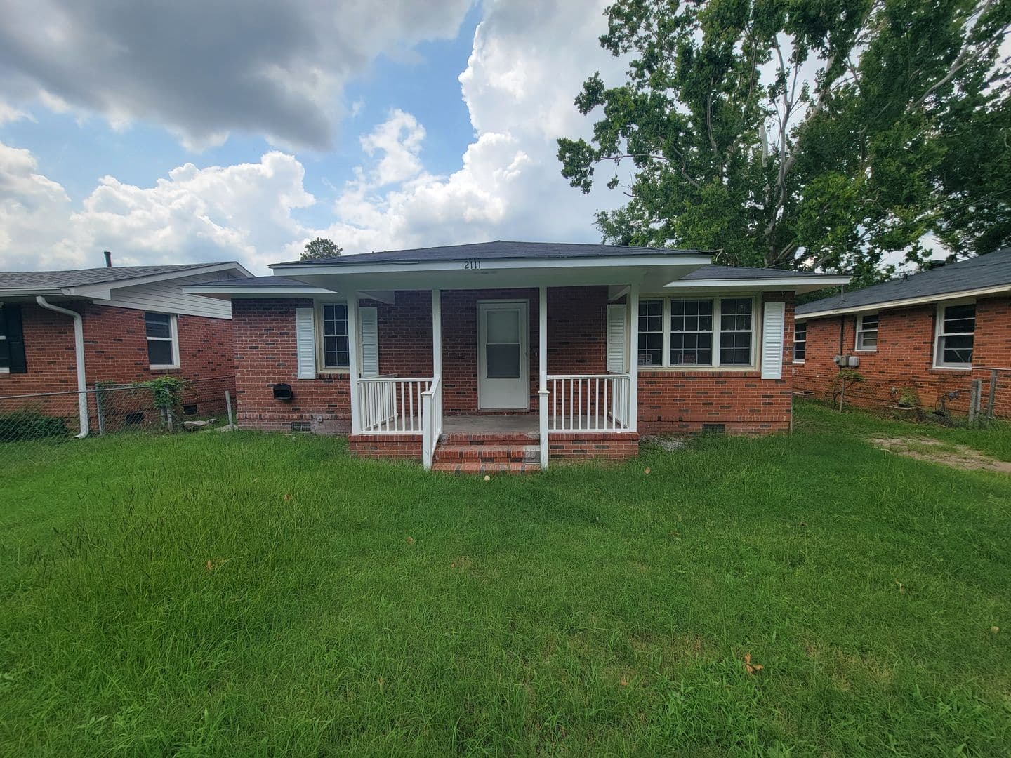 Augusta House: 2111 Dyer Street