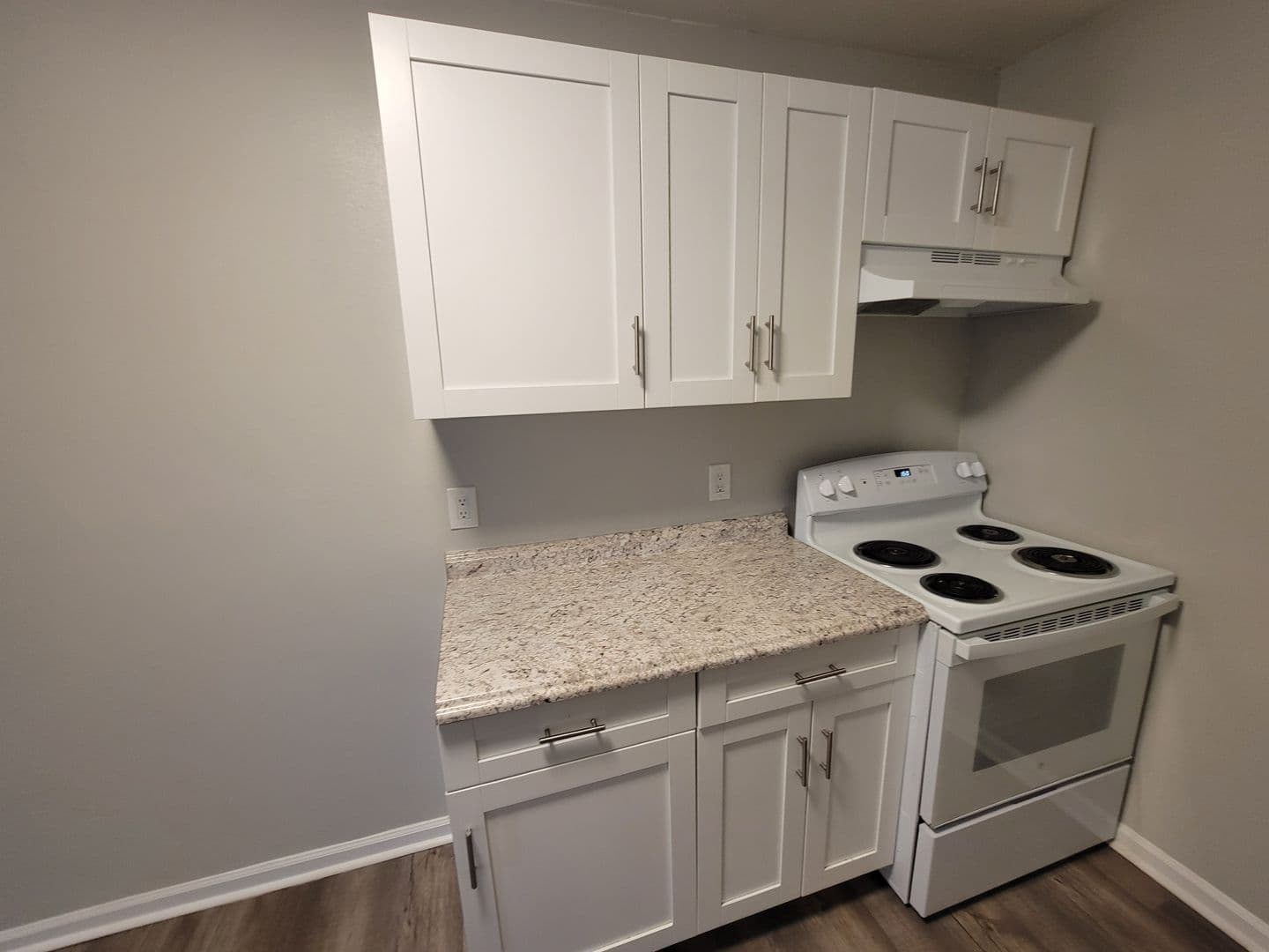 Augusta Apartment: ~112 3rd Street