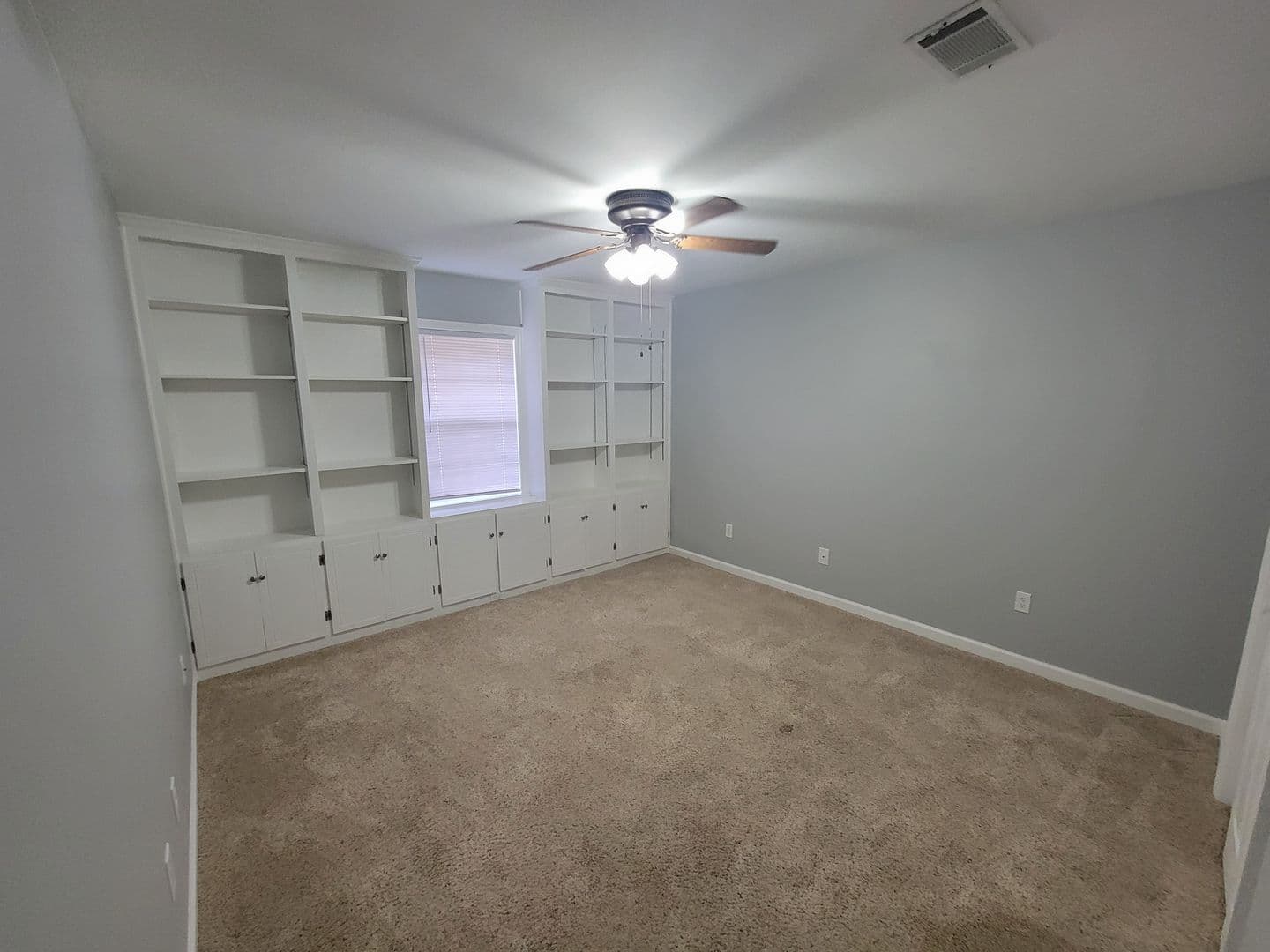 Augusta House: 2910 Pointewest Dr