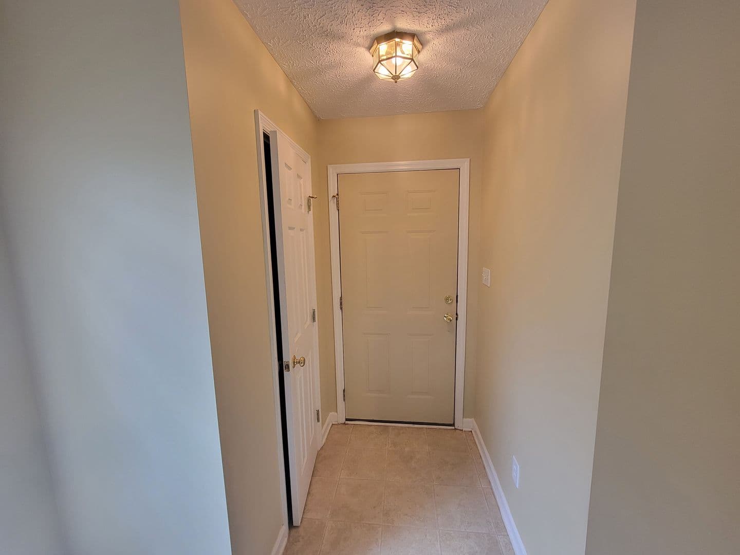 Evans House: 481 Connemara Trl