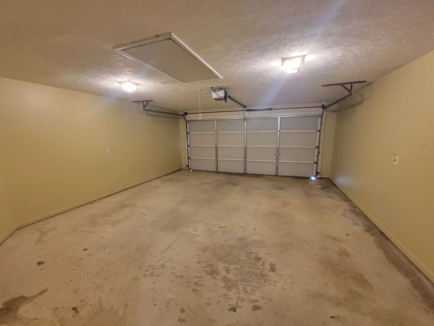 Evans House: 481 Connemara Trl