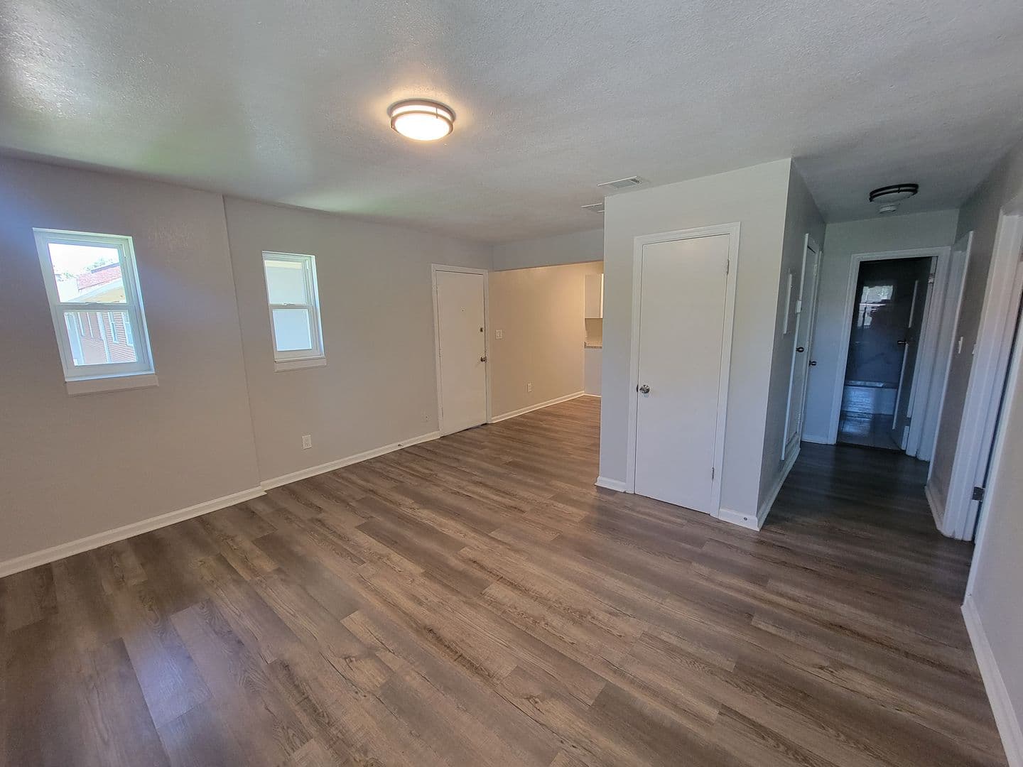 Augusta Apartment: ~112 3rd Street