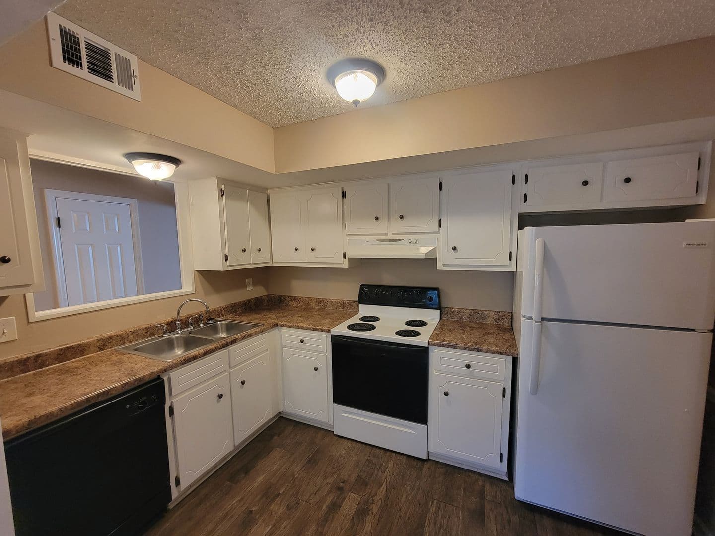 Augusta House: 2309 Creek View Dr
