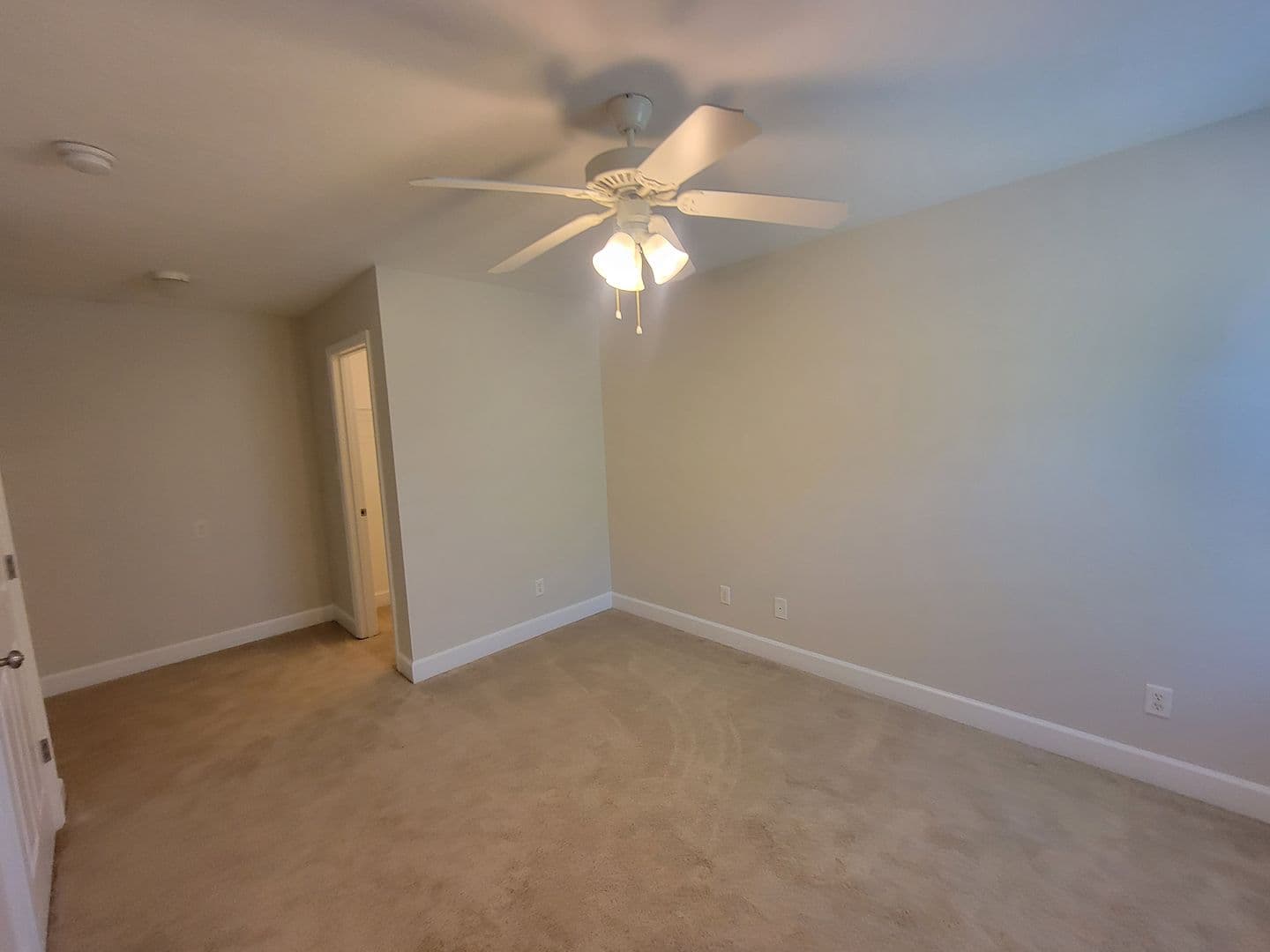 Grovetown House: 392 Bowen Falls