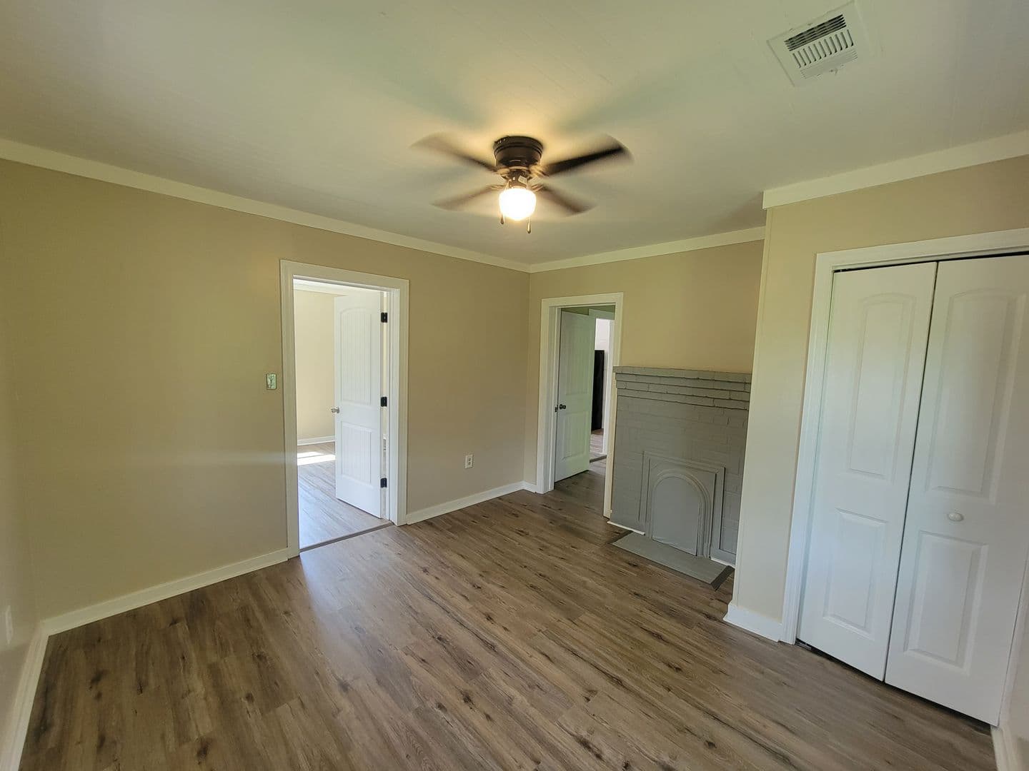 Augusta House: 2133 Grand Boulevard