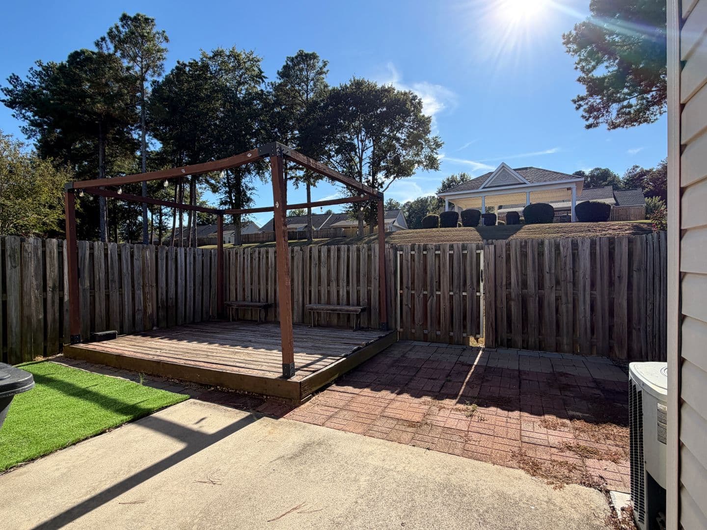 North Augusta House: 250 Orchard Way