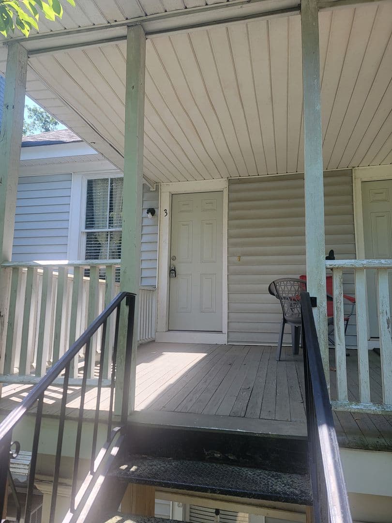 Augusta Apartment: 1330 Wingfield St