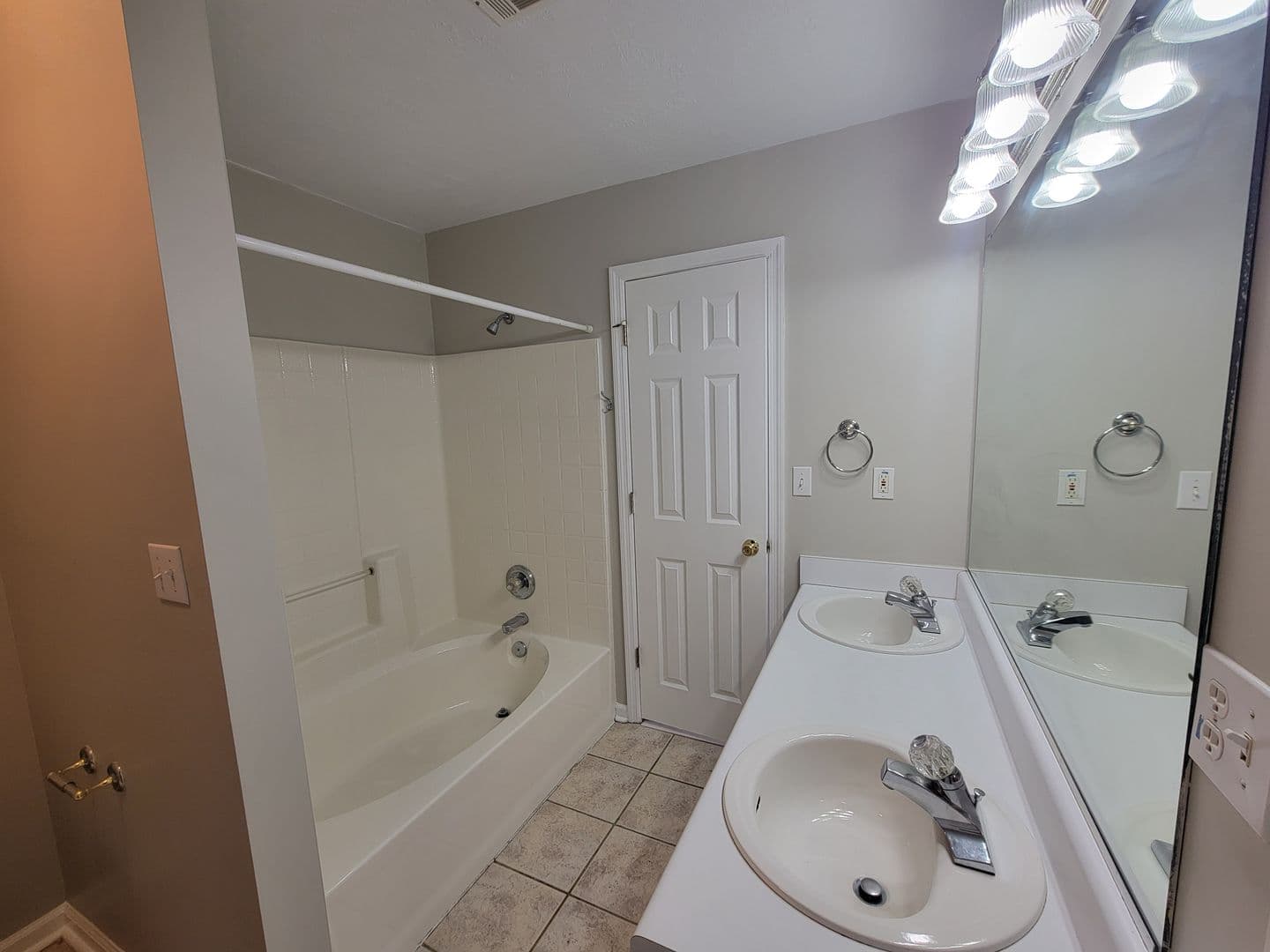Evans House: 117 Palmer Ct