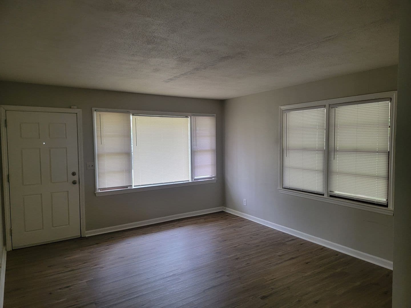 Augusta House: 2441 Dickey Rd