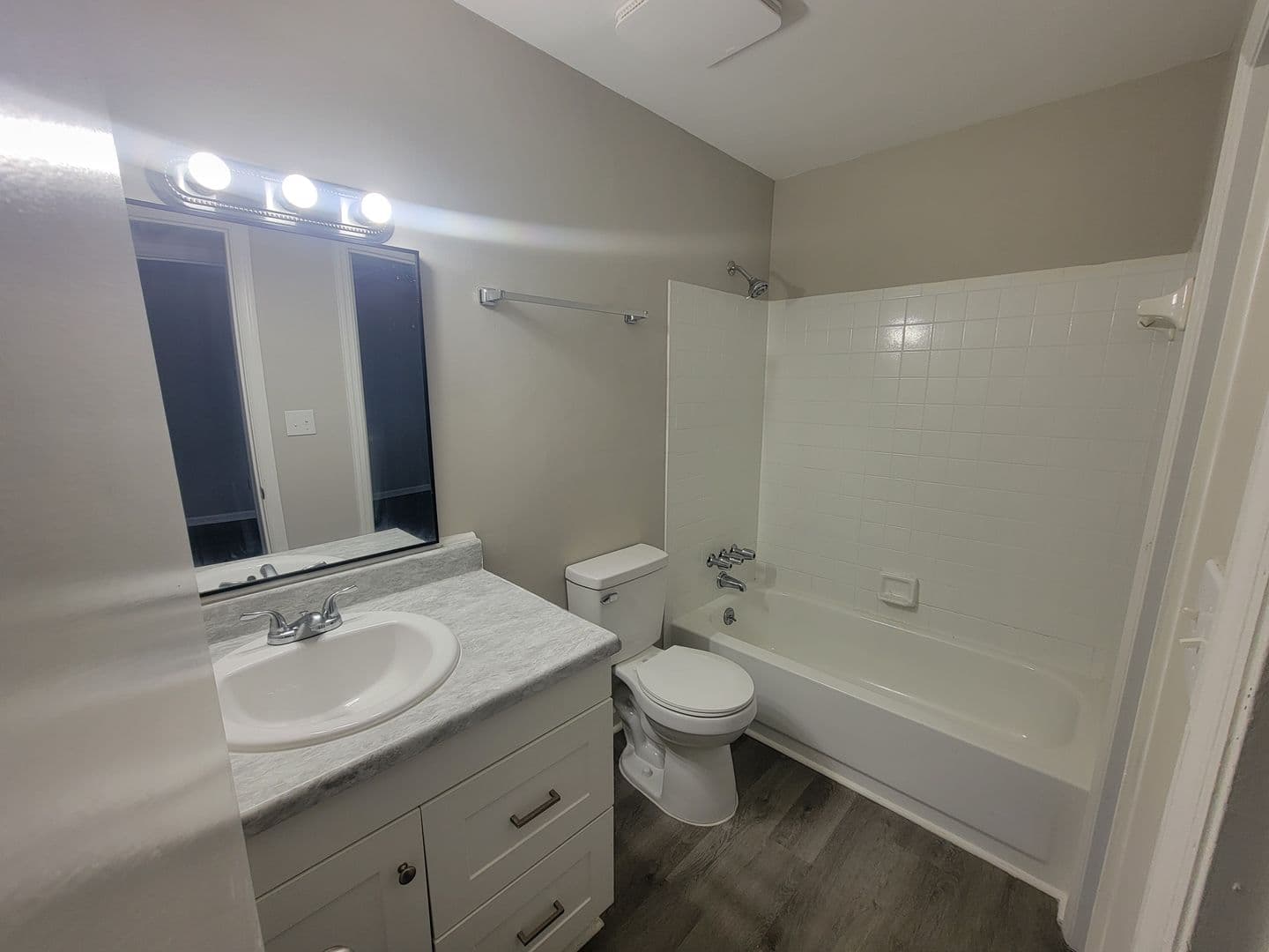 Aiken Apartment: 1546 Hamilton Dr - 202