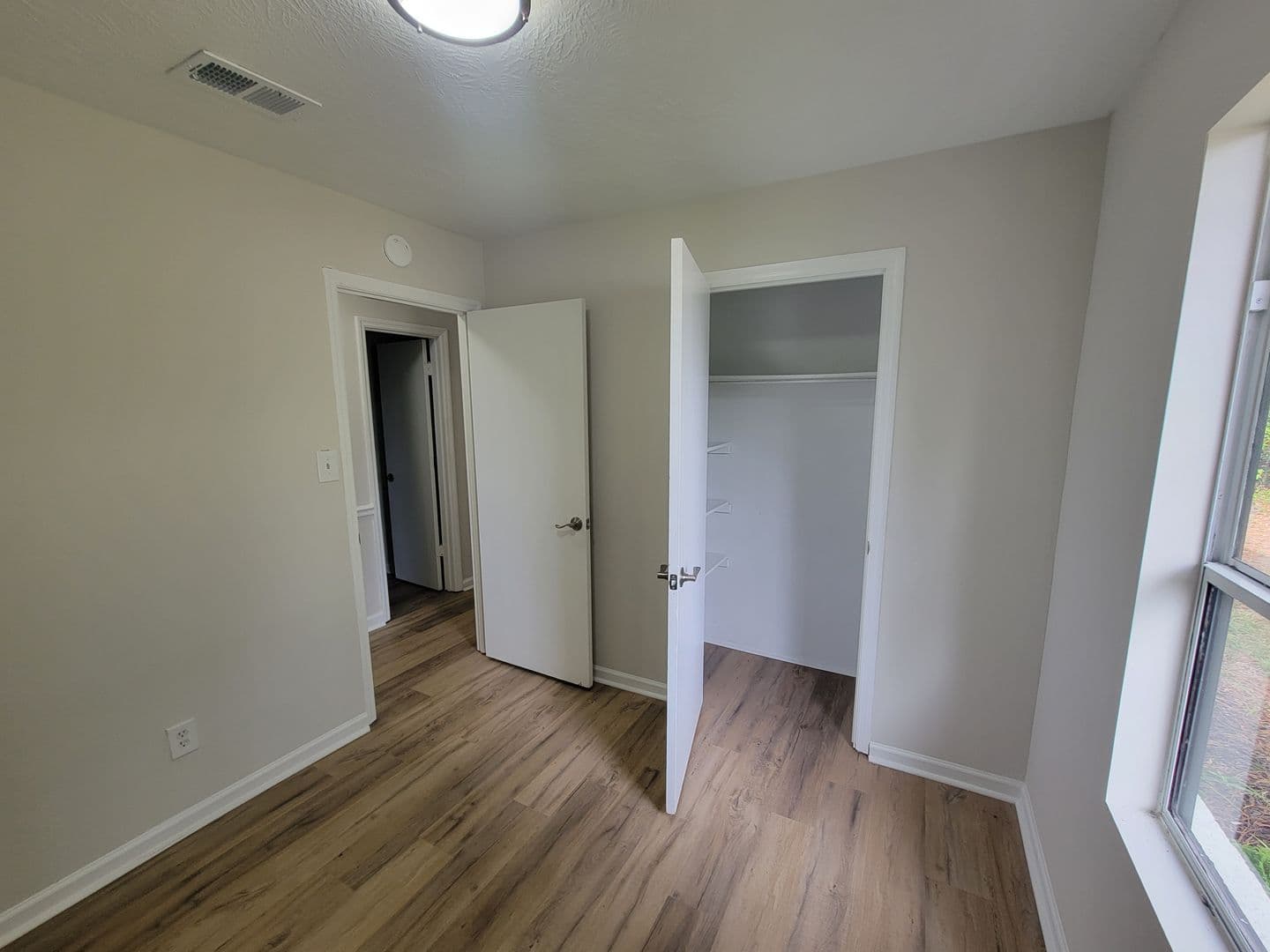 Augusta House: 3619 Abbey Road