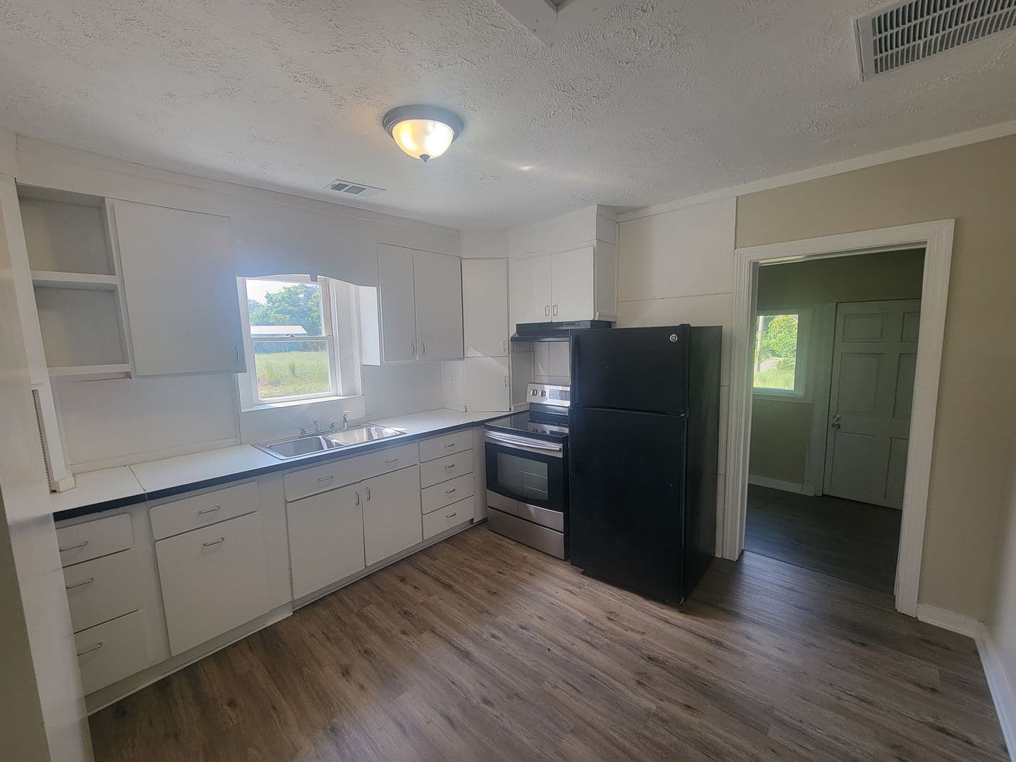 Augusta House: 2133 Grand Boulevard