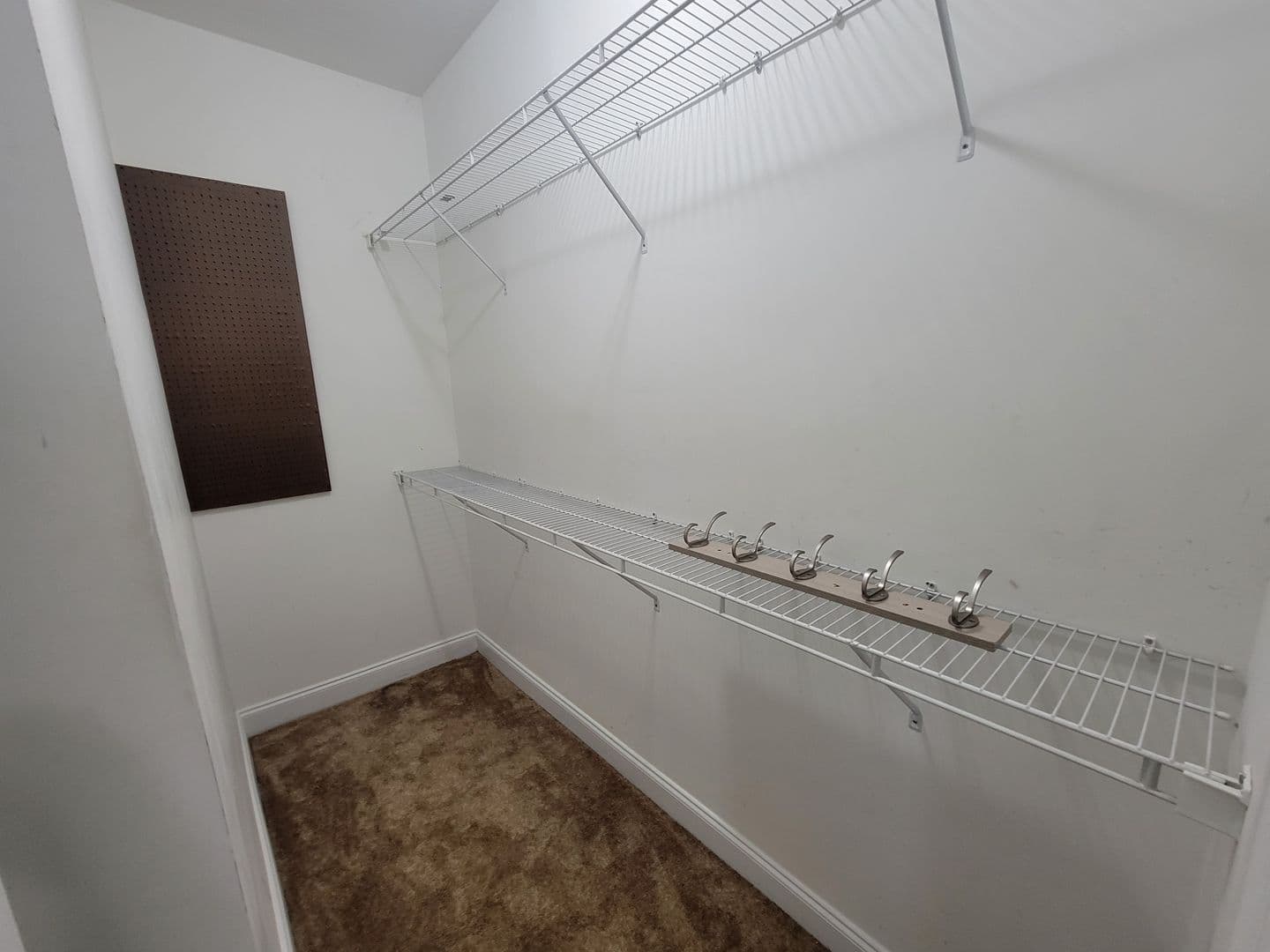 Martinez House: 211 Brook Court