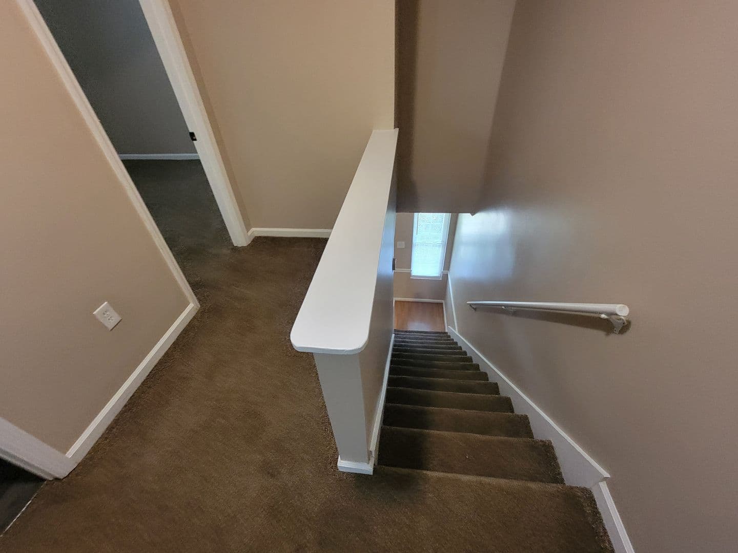 Augusta House: 2309 Creek View Dr