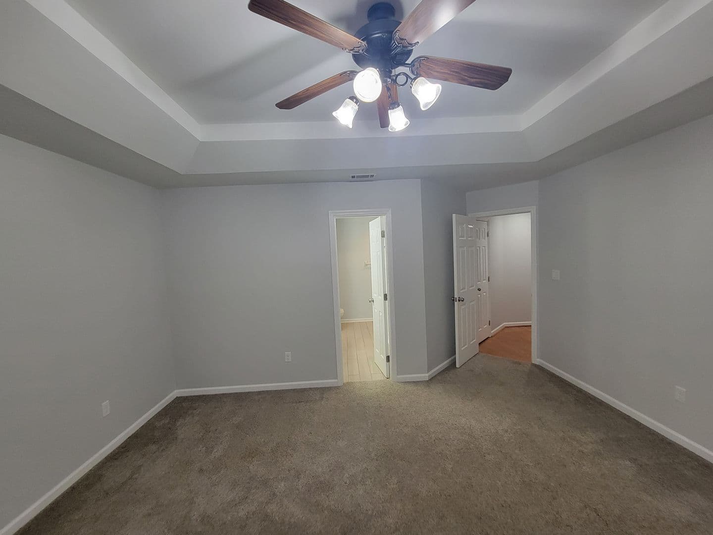 Augusta House: 2910 Pointewest Dr