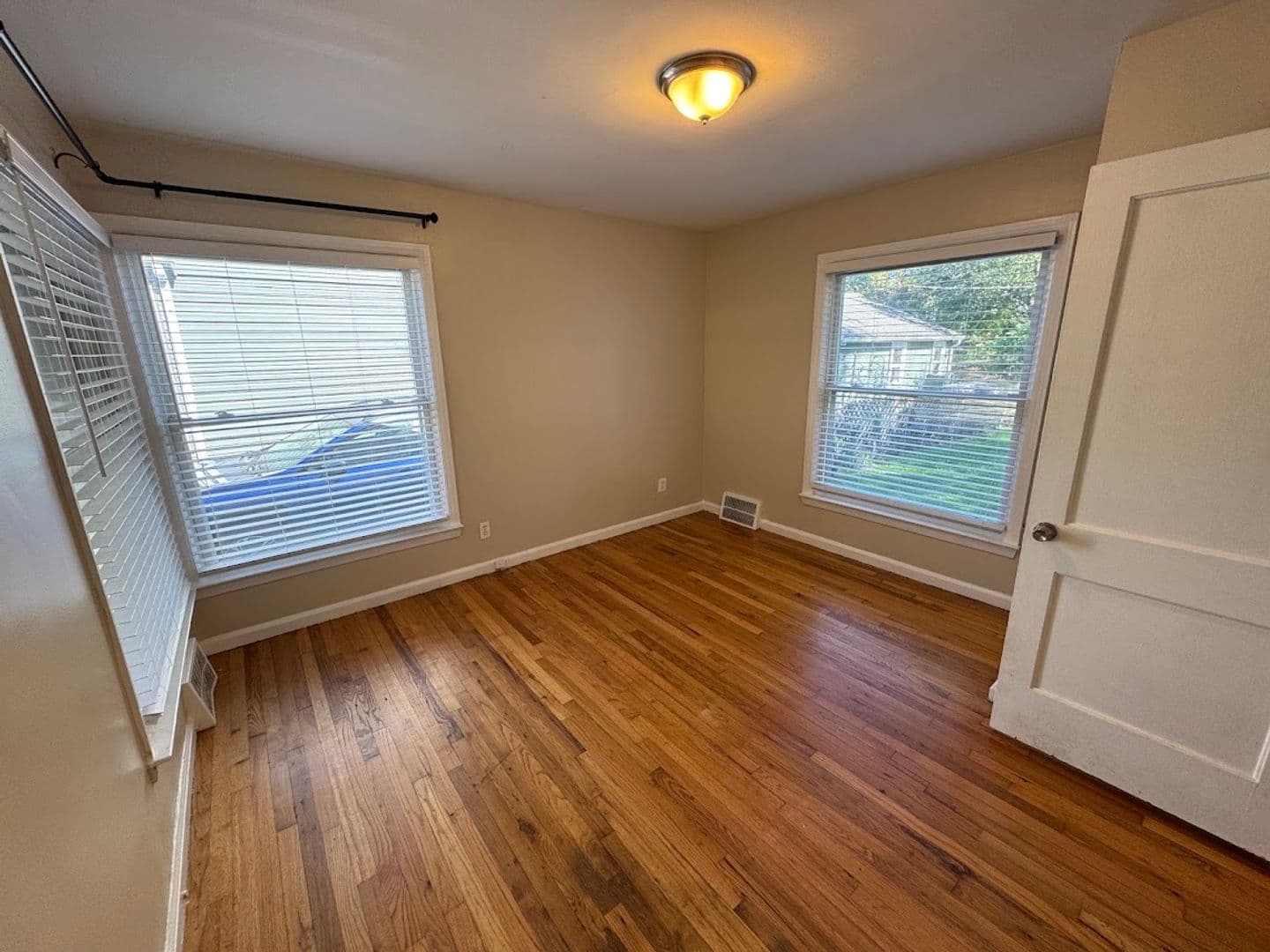 Oak Park House: 23230 Majestic