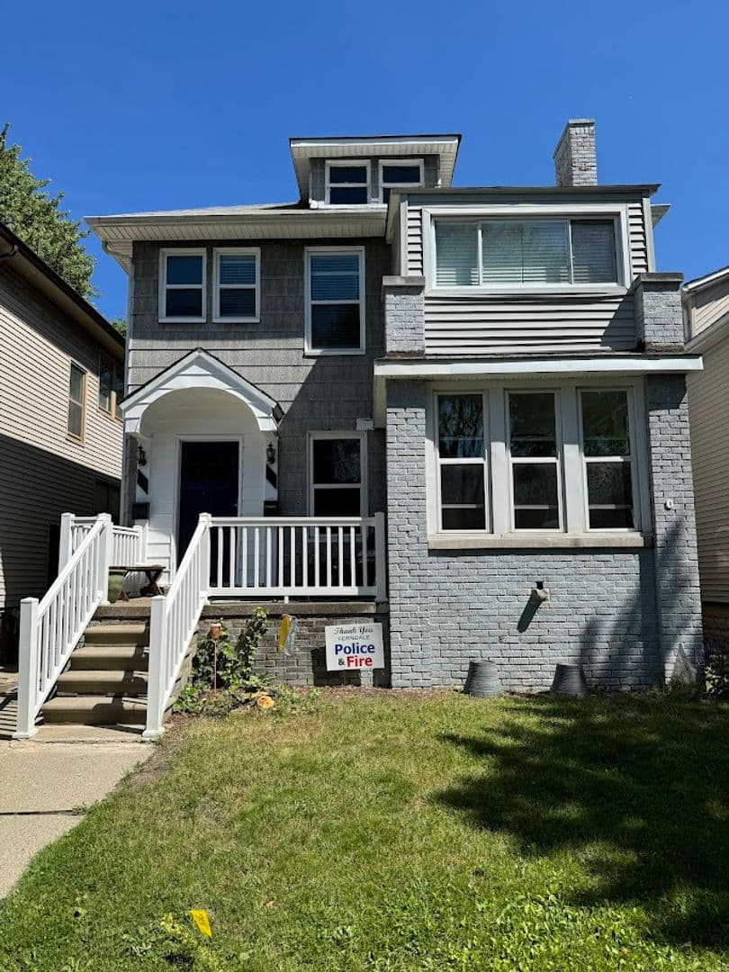 Ferndale Apartment: 143 E Chesterfield