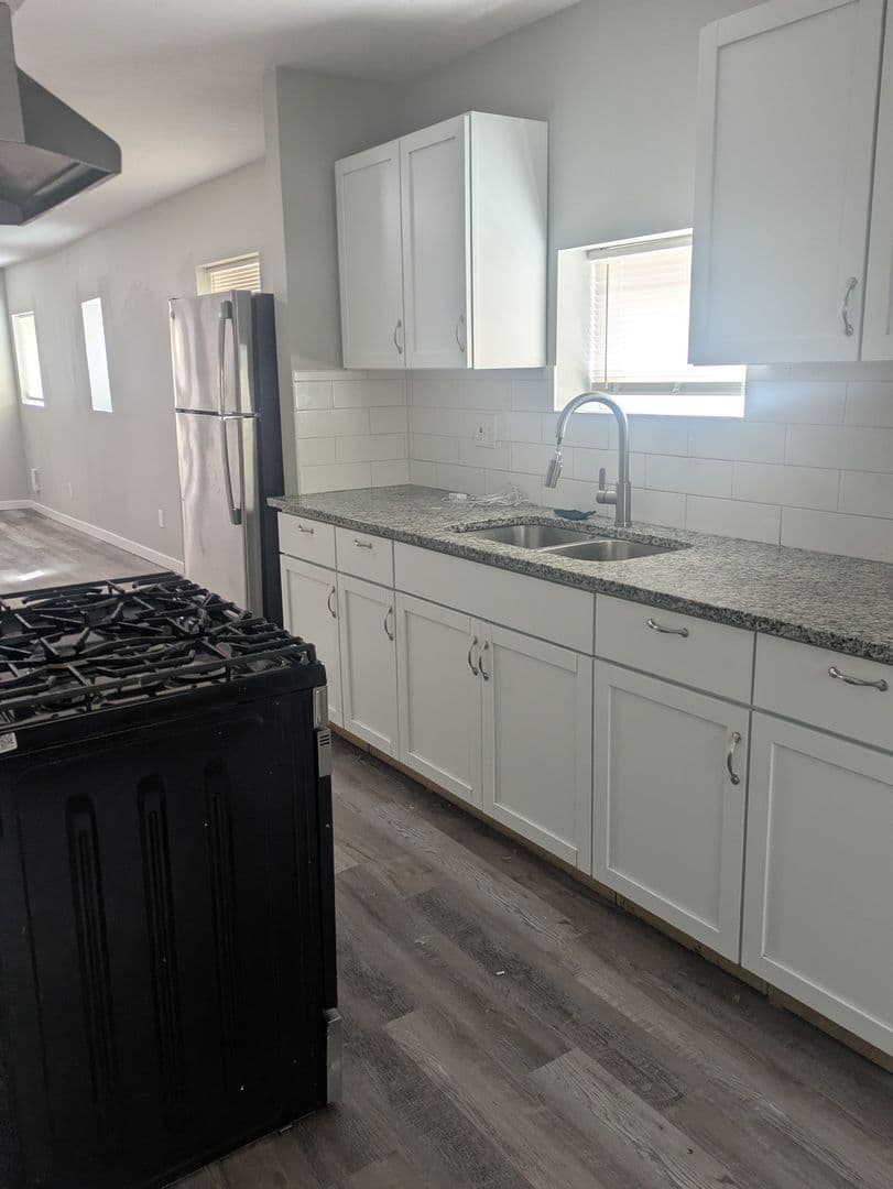 Kansas City Apartment: 1518 Topping Ave.