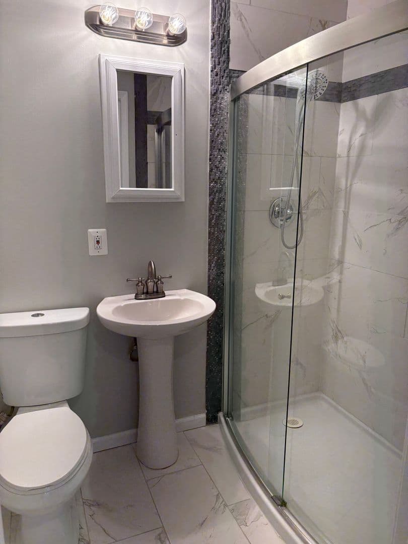 Kansas City House: 11101 Sunnyslope Dr