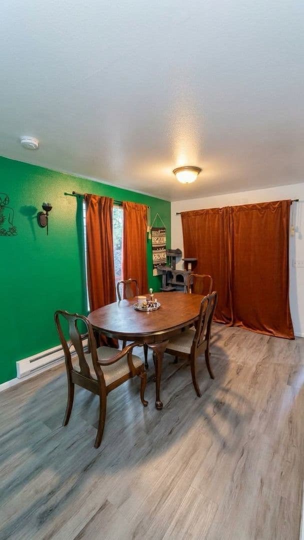 Seattle Apartment: 14000 Greenwood Ave N