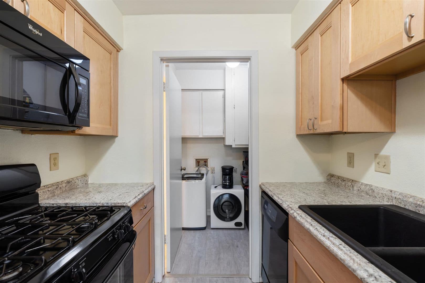 Austin House: 101 Clearday Dr. #122