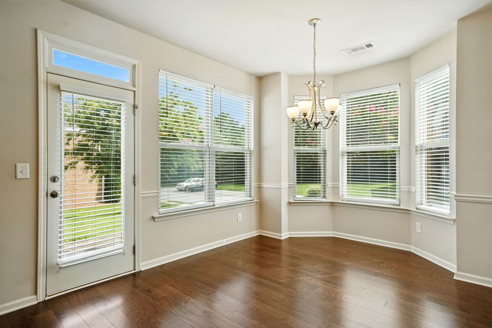 Buford Townhome: 2408 Chancery Mill Lane #257