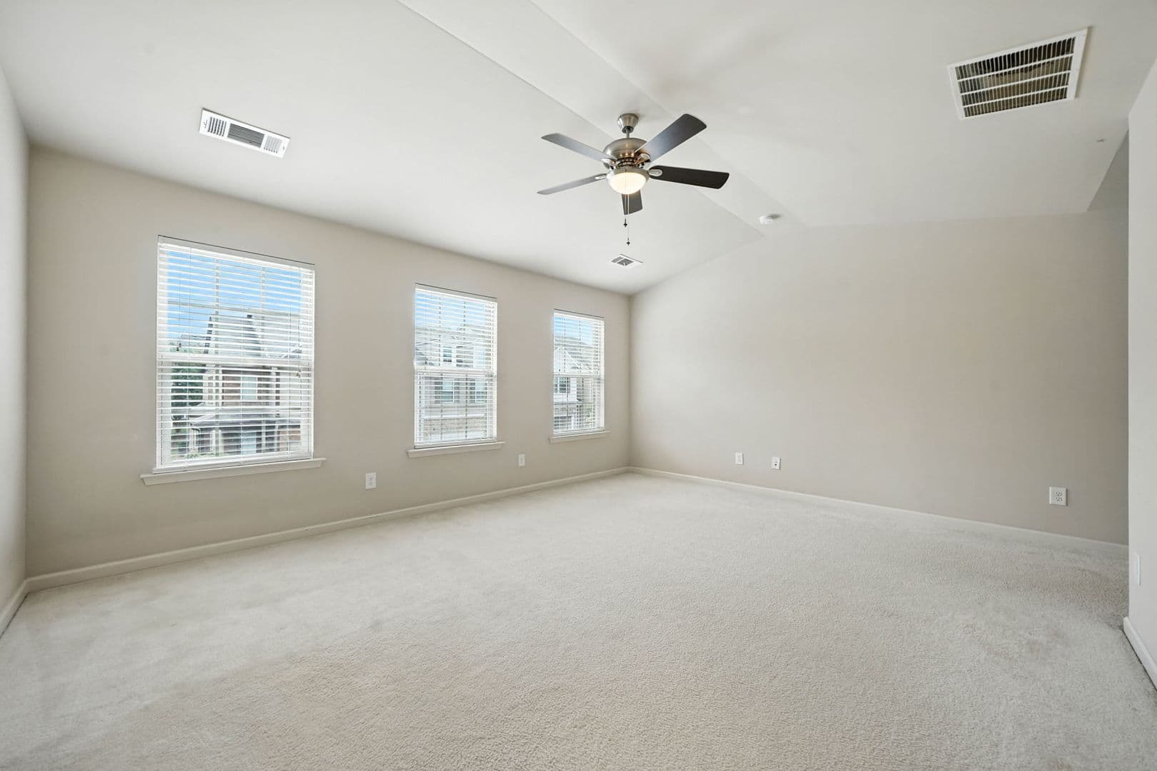 Buford Townhome: 2408 Chancery Mill Lane #257