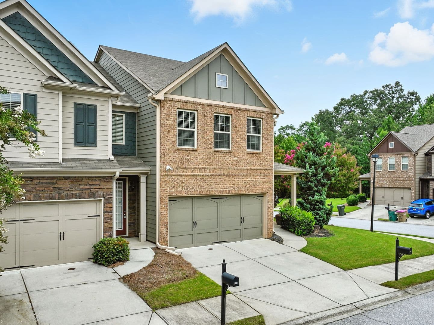 Buford Townhome: 2408 Chancery Mill Lane #257
