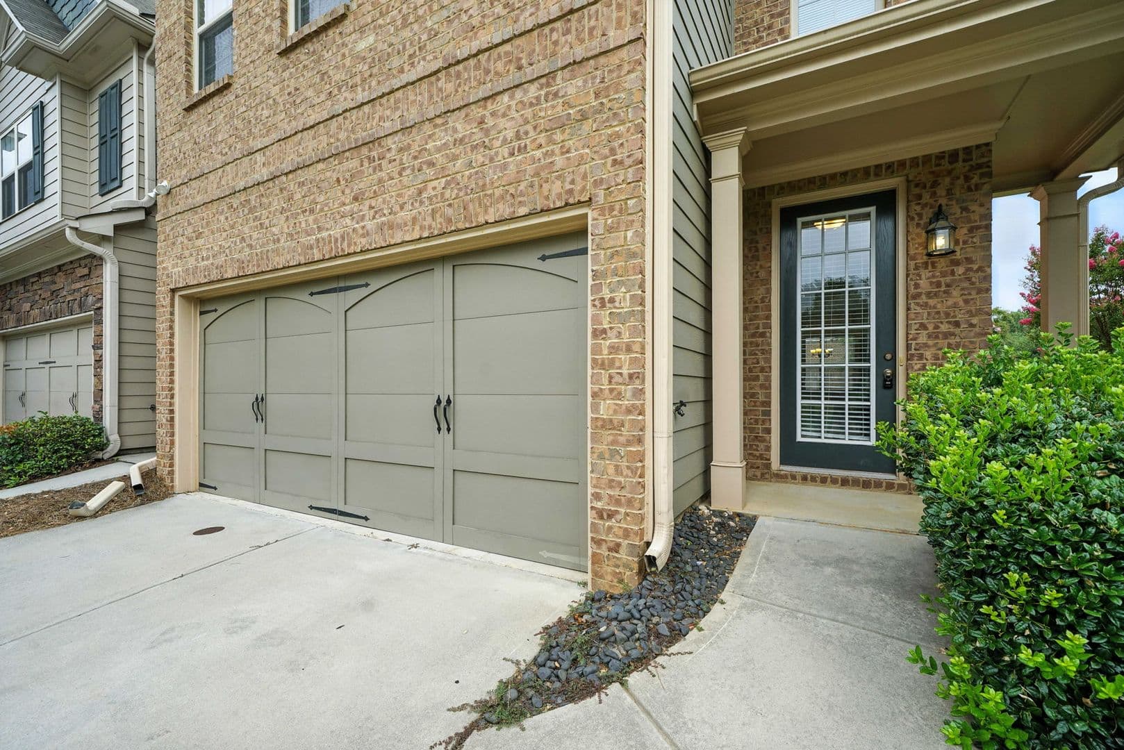 Buford Townhome: 2408 Chancery Mill Lane #257