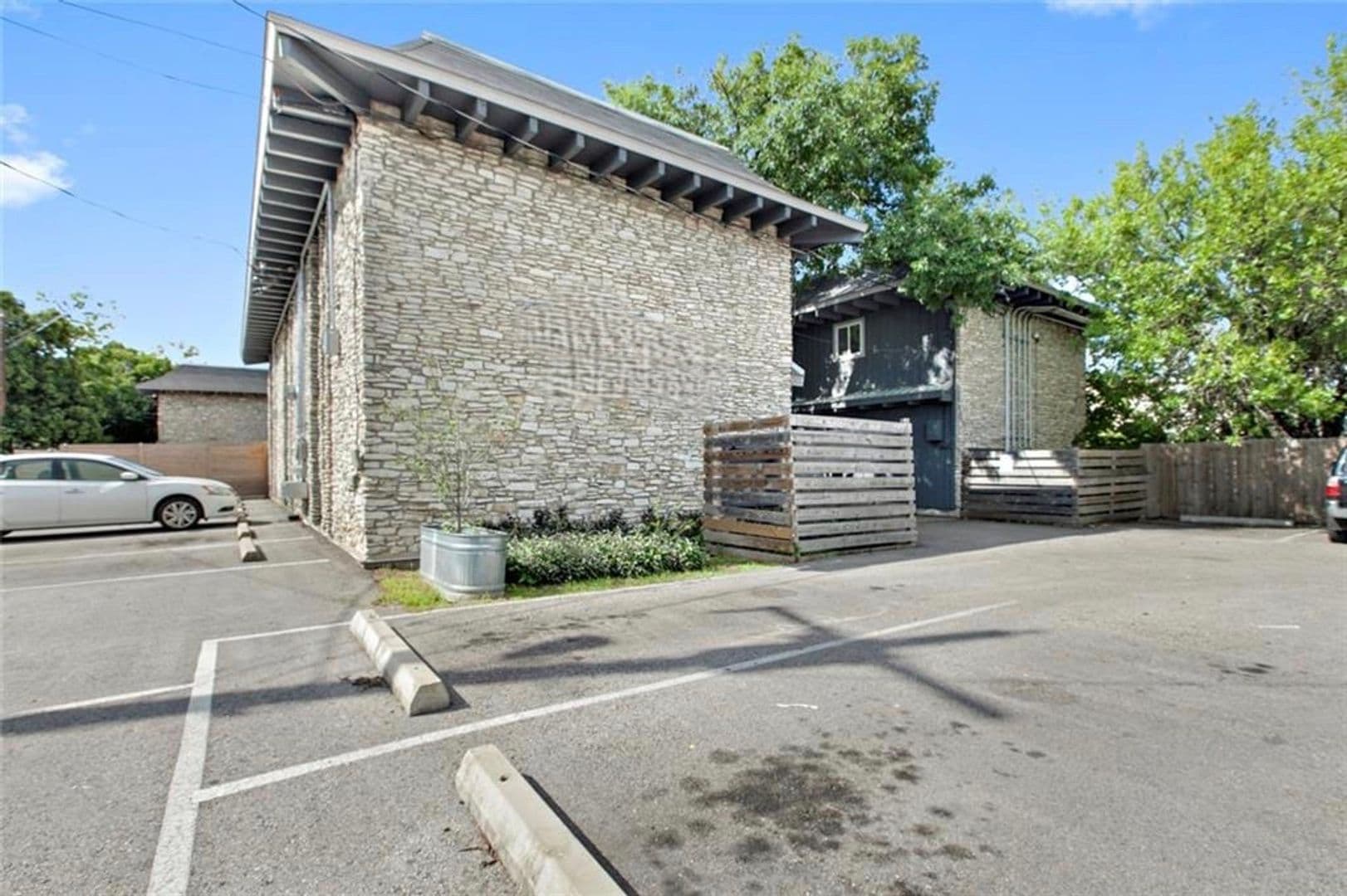 Austin Apartment: 2301 Ohlen Rd