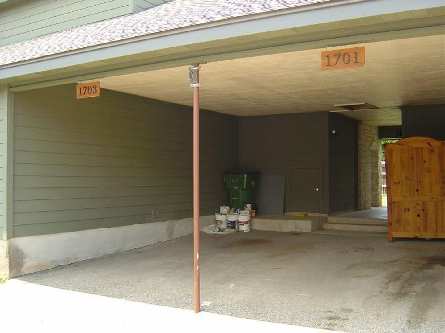 Round Rock Multiplex: 1703 Horseshoe Cir