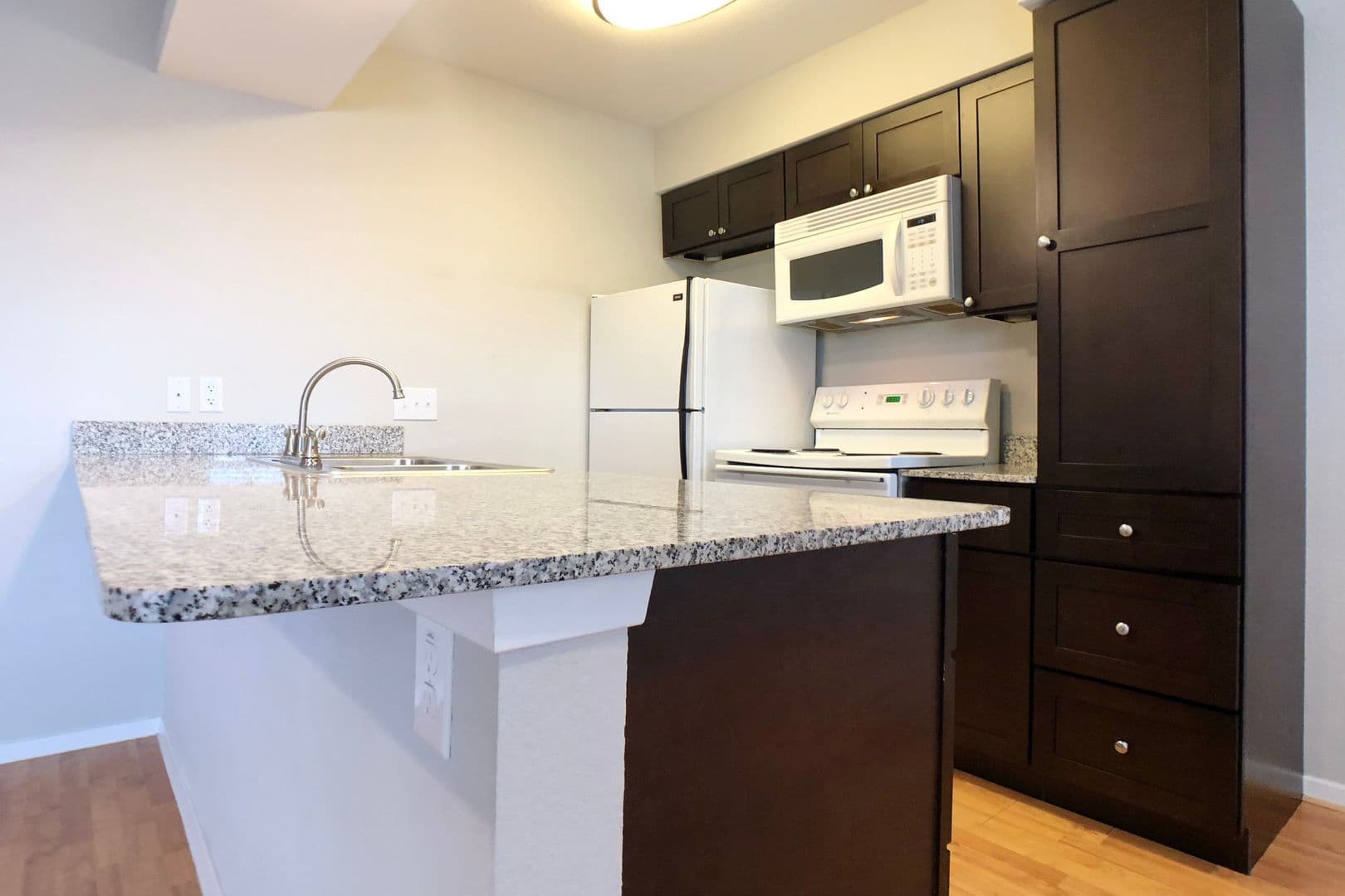 Austin Condo: 910 Duncan Lane