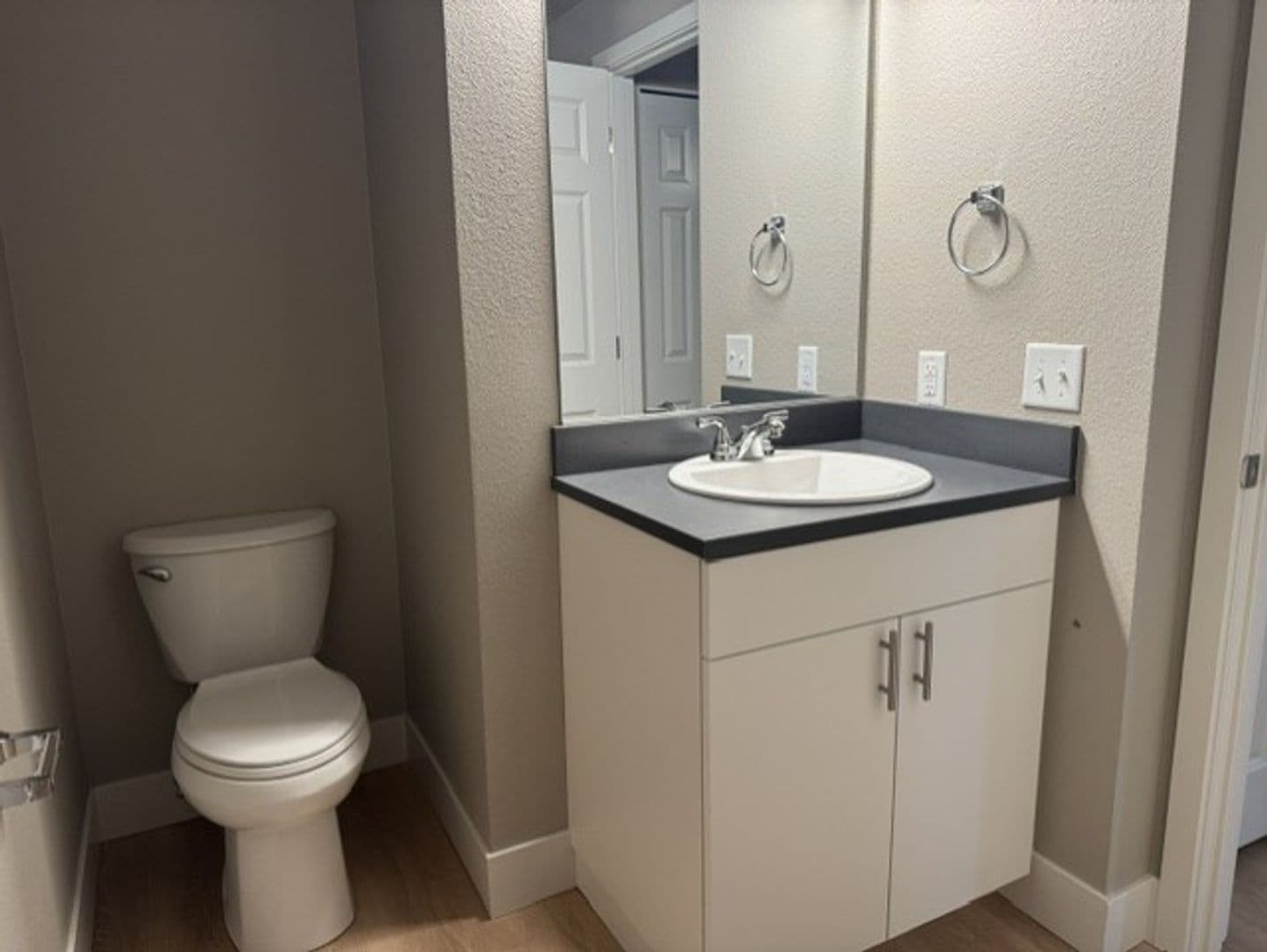 Bend Apartment: 685 SE Centennial