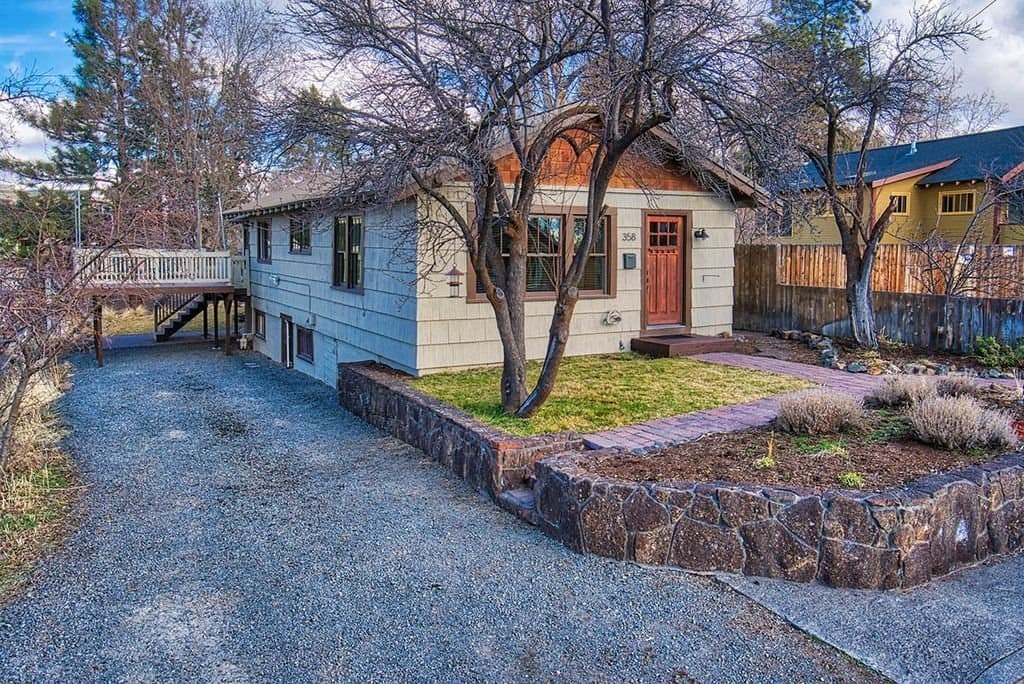 Bend Apartment: 358 NW Georgia Ave