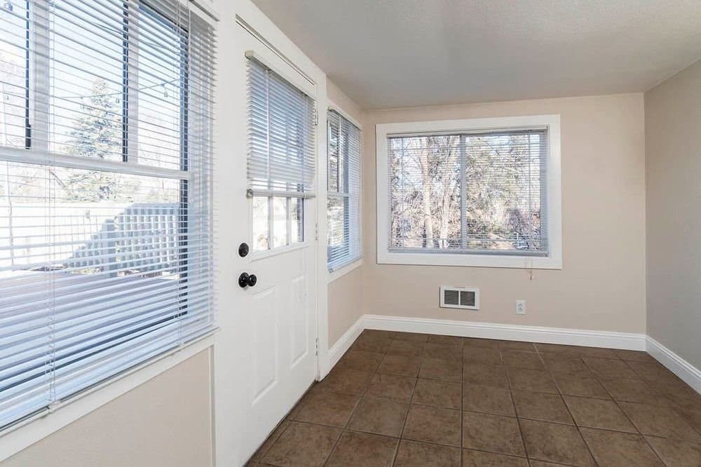 Bend Apartment: 358 NW Georgia Ave