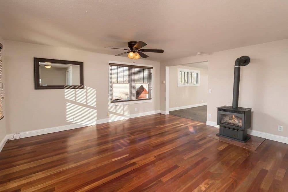 Bend Apartment: 358 NW Georgia Ave