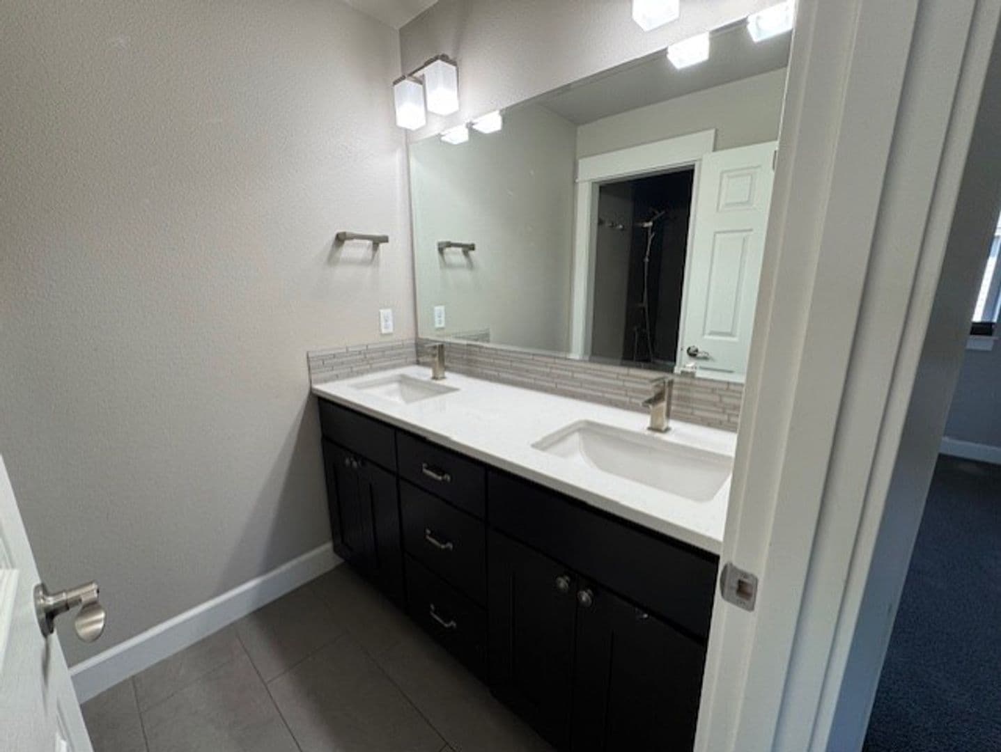 Bend House: 21308 NE Evelyn Ct.