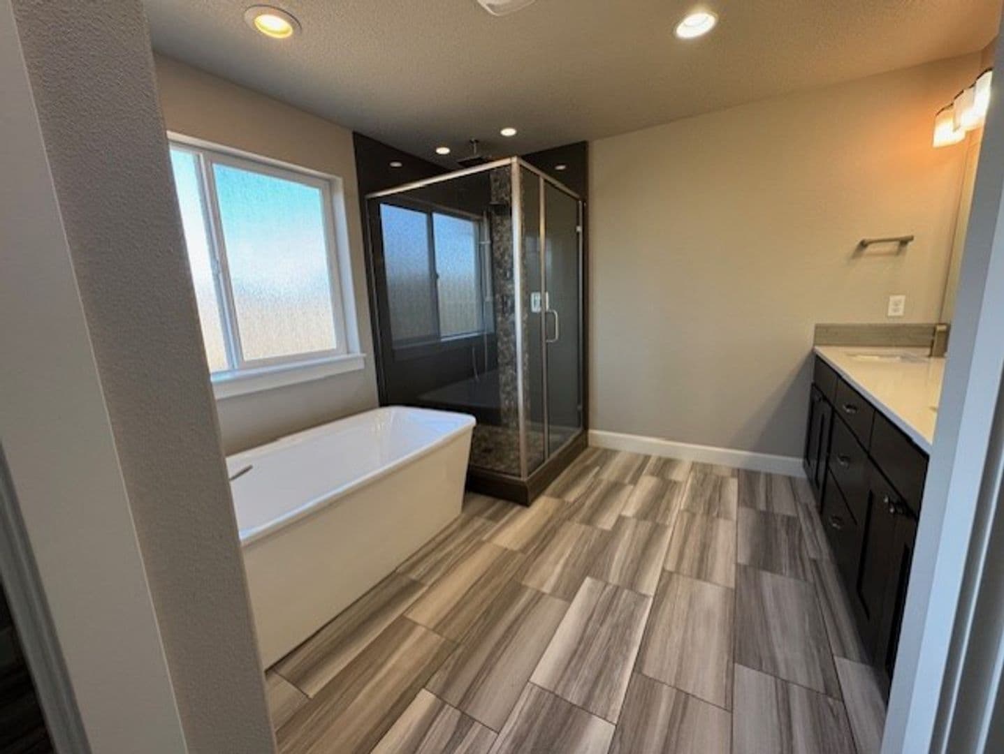 Bend House: 21308 NE Evelyn Ct.