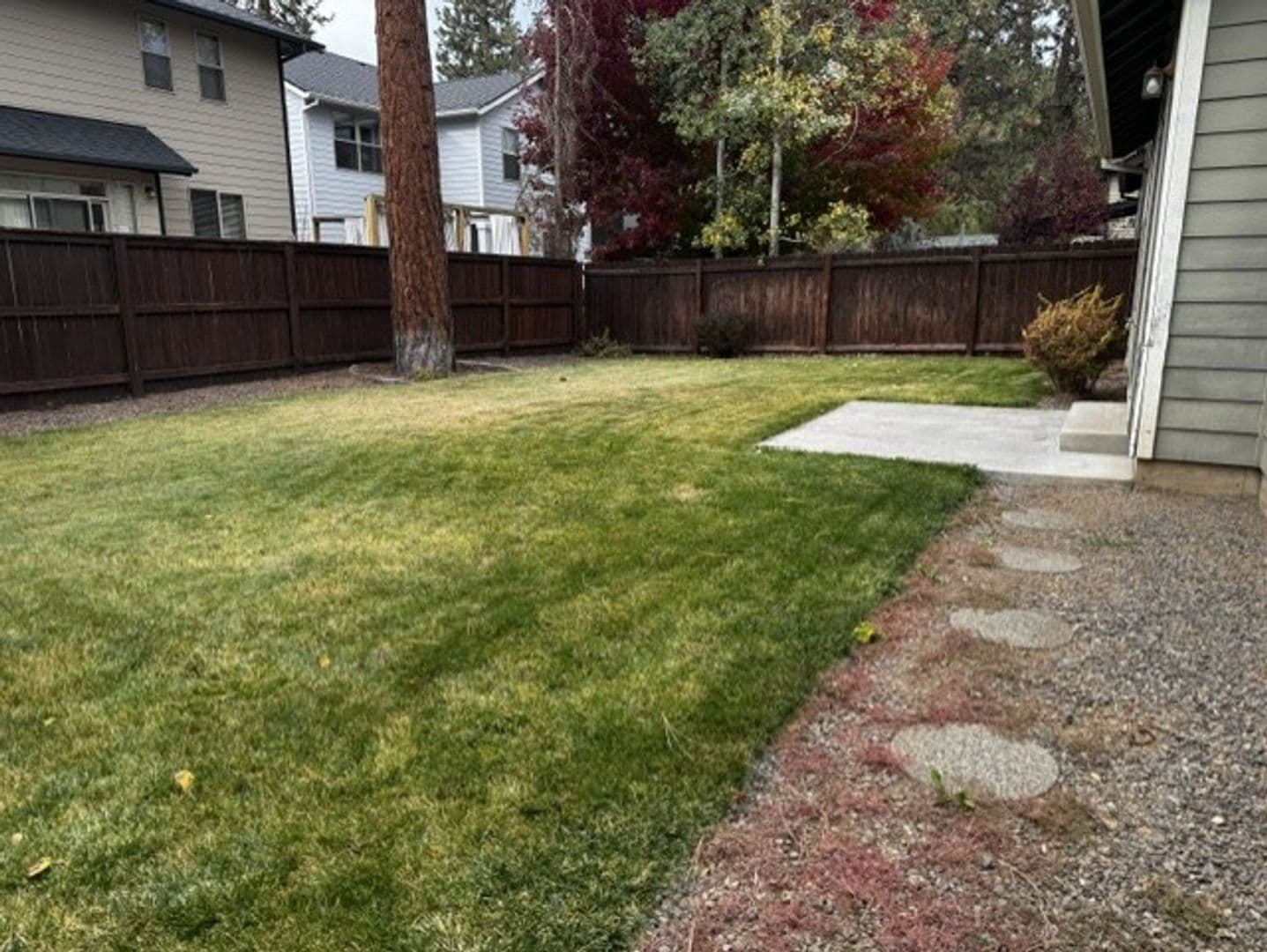 Bend House: 19791 SW Hollygrape